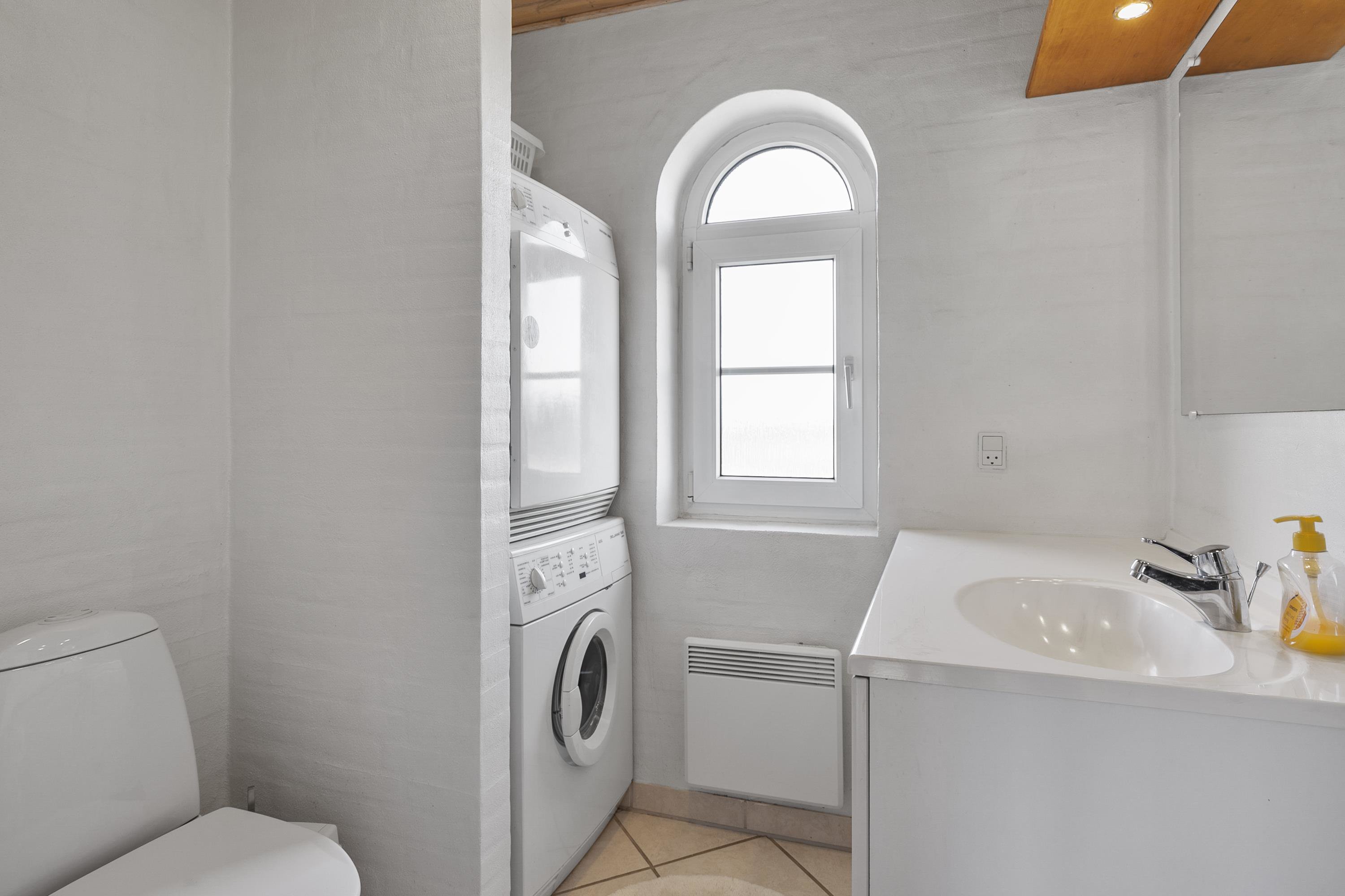 Fremhævet  billede i fuldskærmstilstand. Billede af Tingodden 315, Aargab, 6960 Hvide Sande