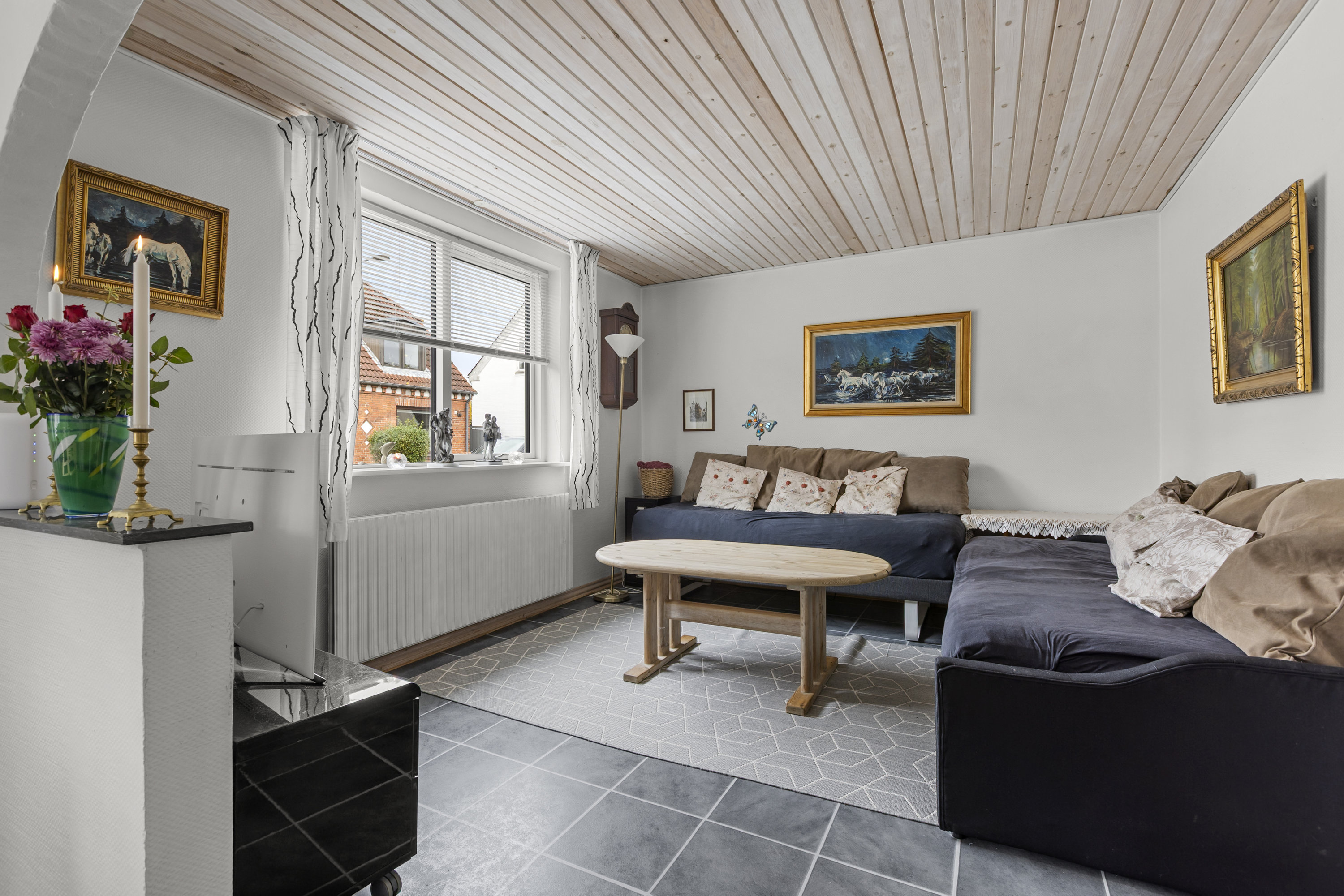 Fremhævet stue billede i fuldskærmstilstand. Billede af Kruusesvej 28, 4220 Korsør