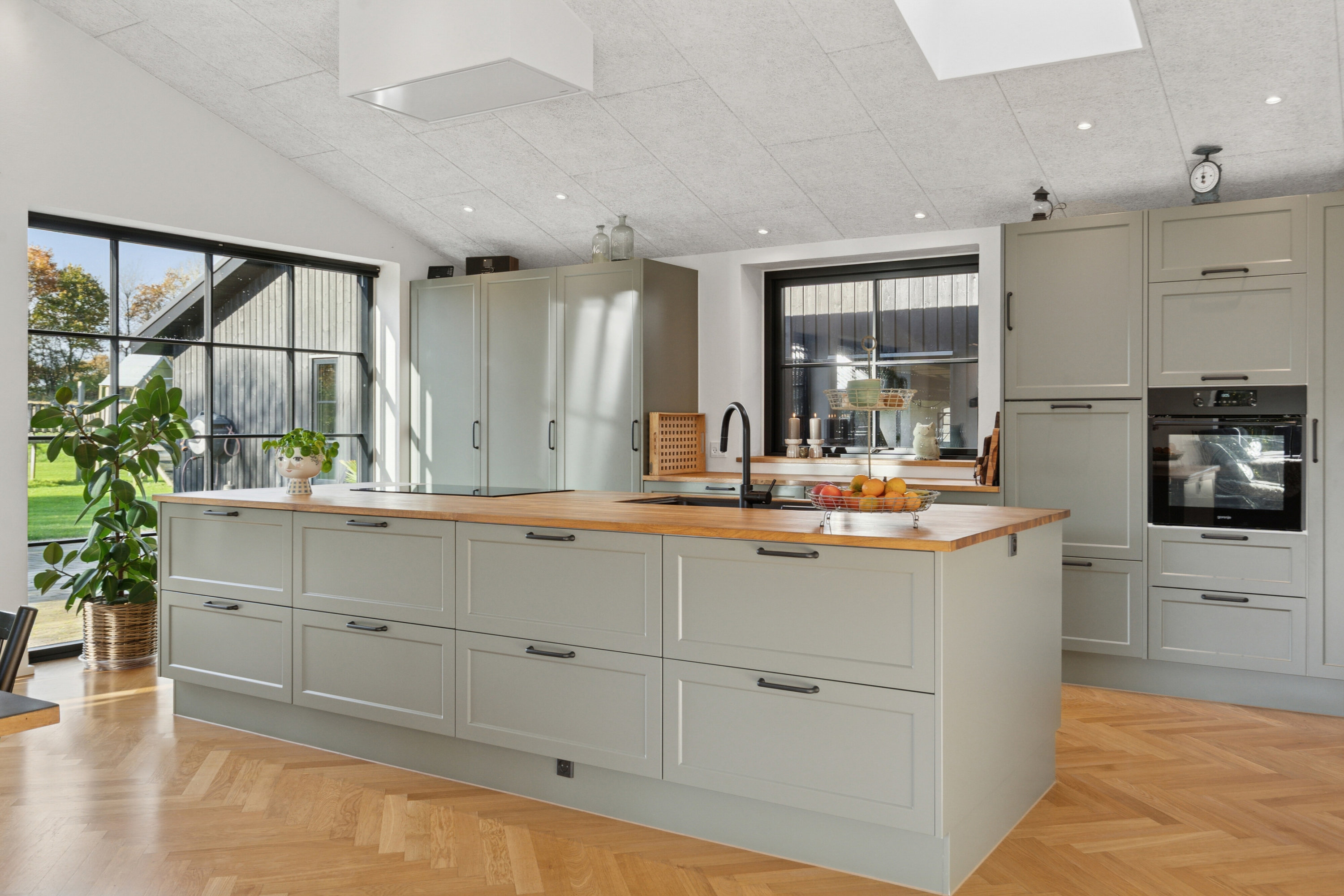 Fremhævet køkken billede i fuldskærmstilstand. Billede af Tågelundvej 24, 6040 Egtved