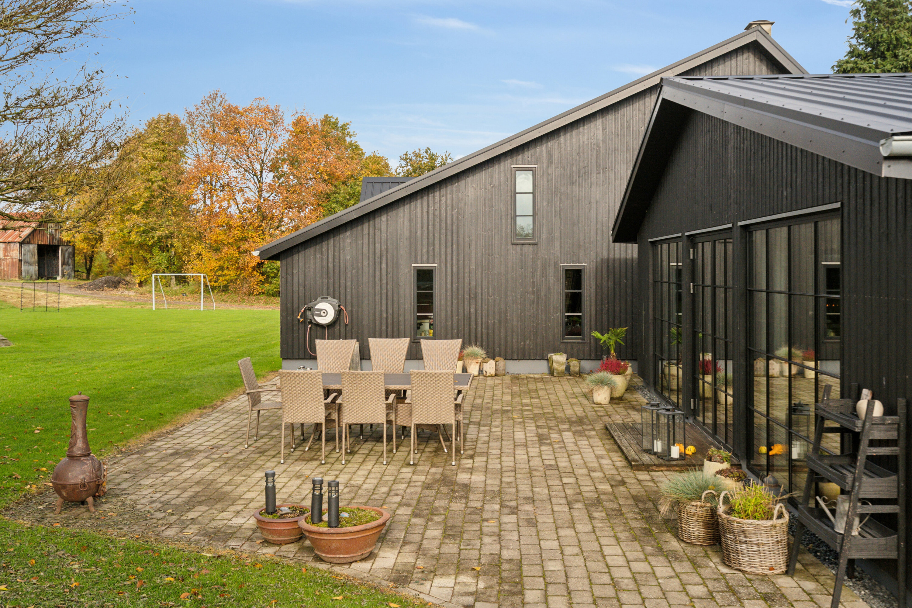 Fremhævet terrasse billede i fuldskærmstilstand. Billede af Tågelundvej 24, 6040 Egtved