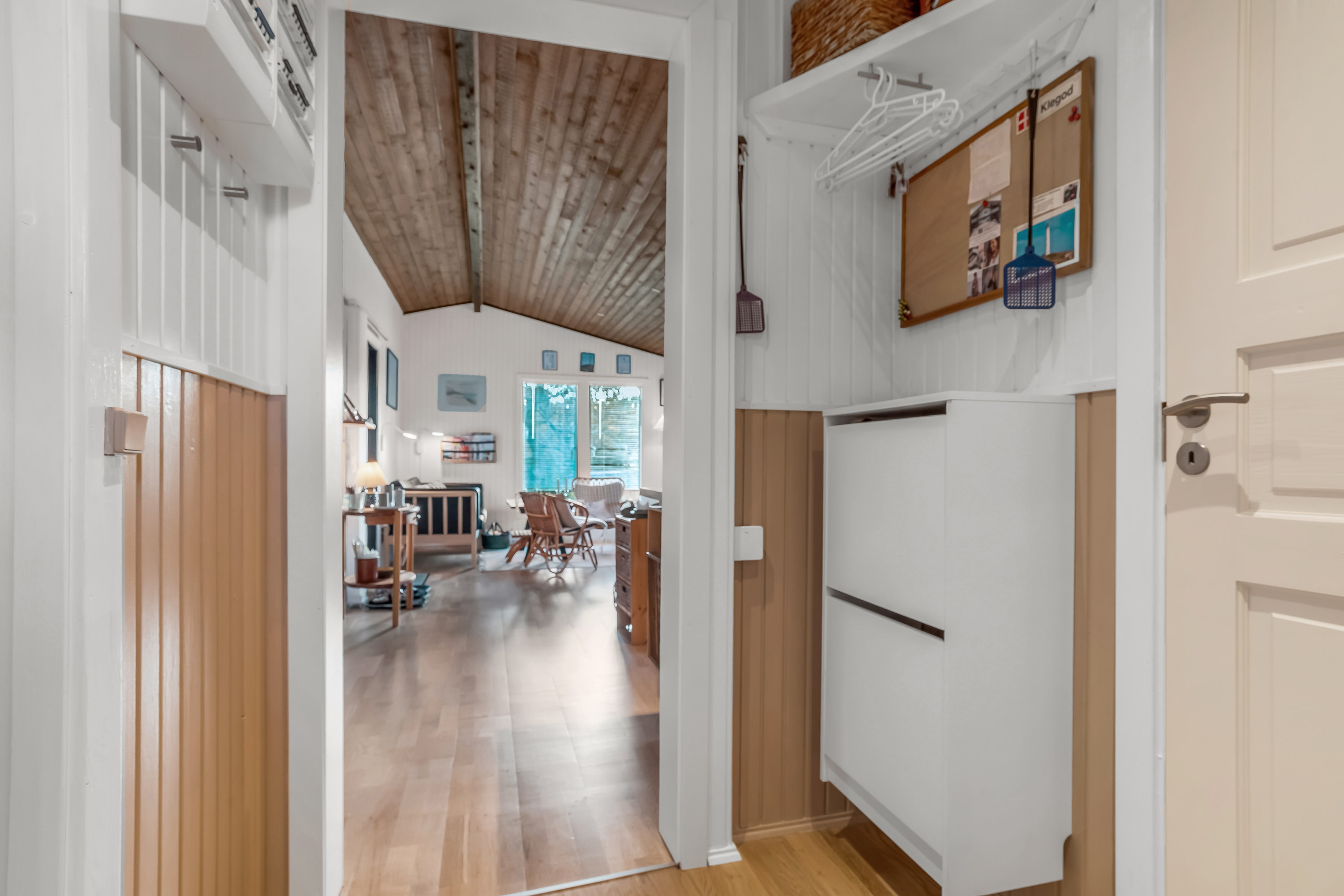 Fremhævet gang billede i fuldskærmstilstand. Billede af Fladsbjergvej 220, Klegod, 6950 Ringkøbing