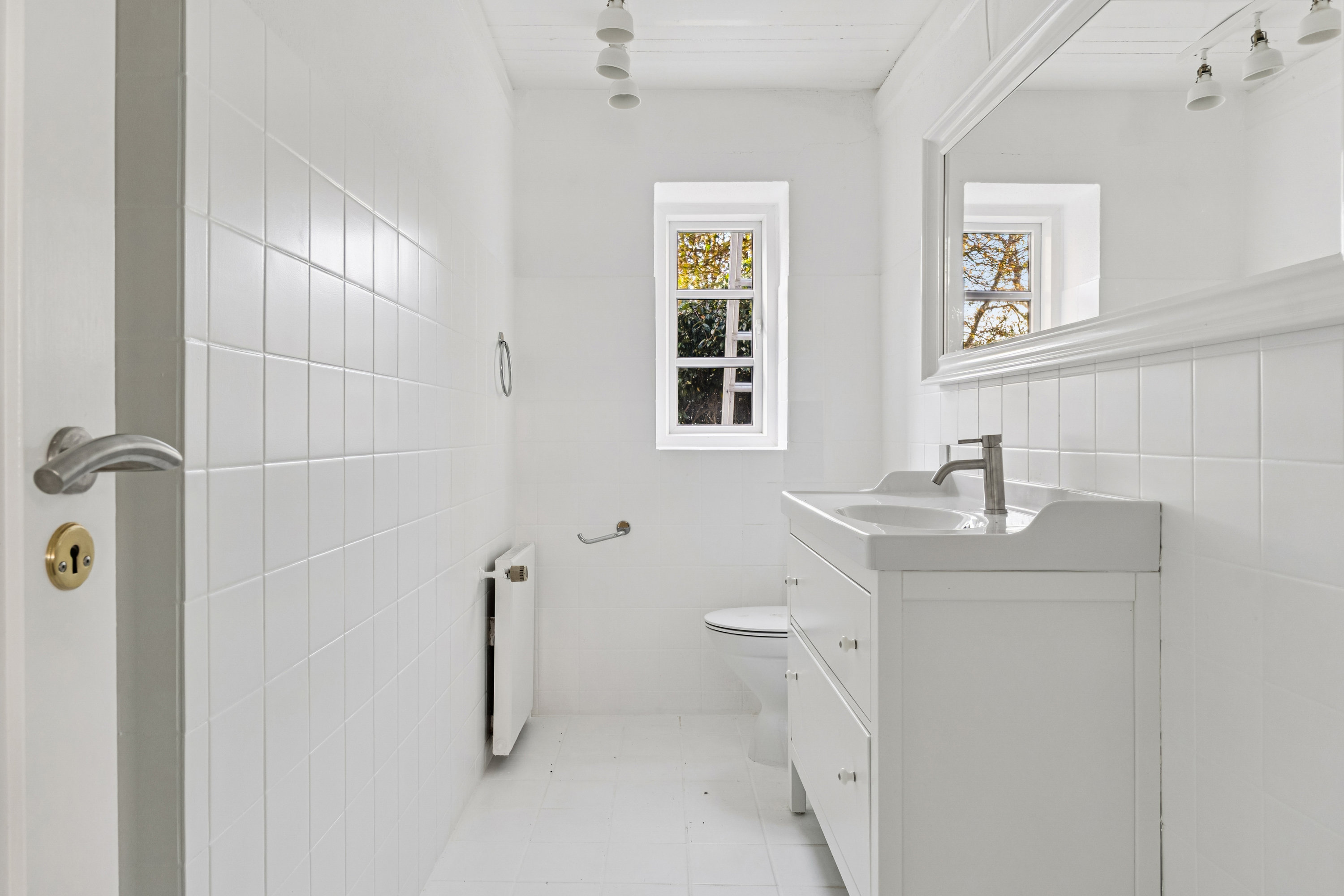 Fremhævet badeværelse billede i fuldskærmstilstand. Billede af Græsvængevej 60, 5960 Marstal