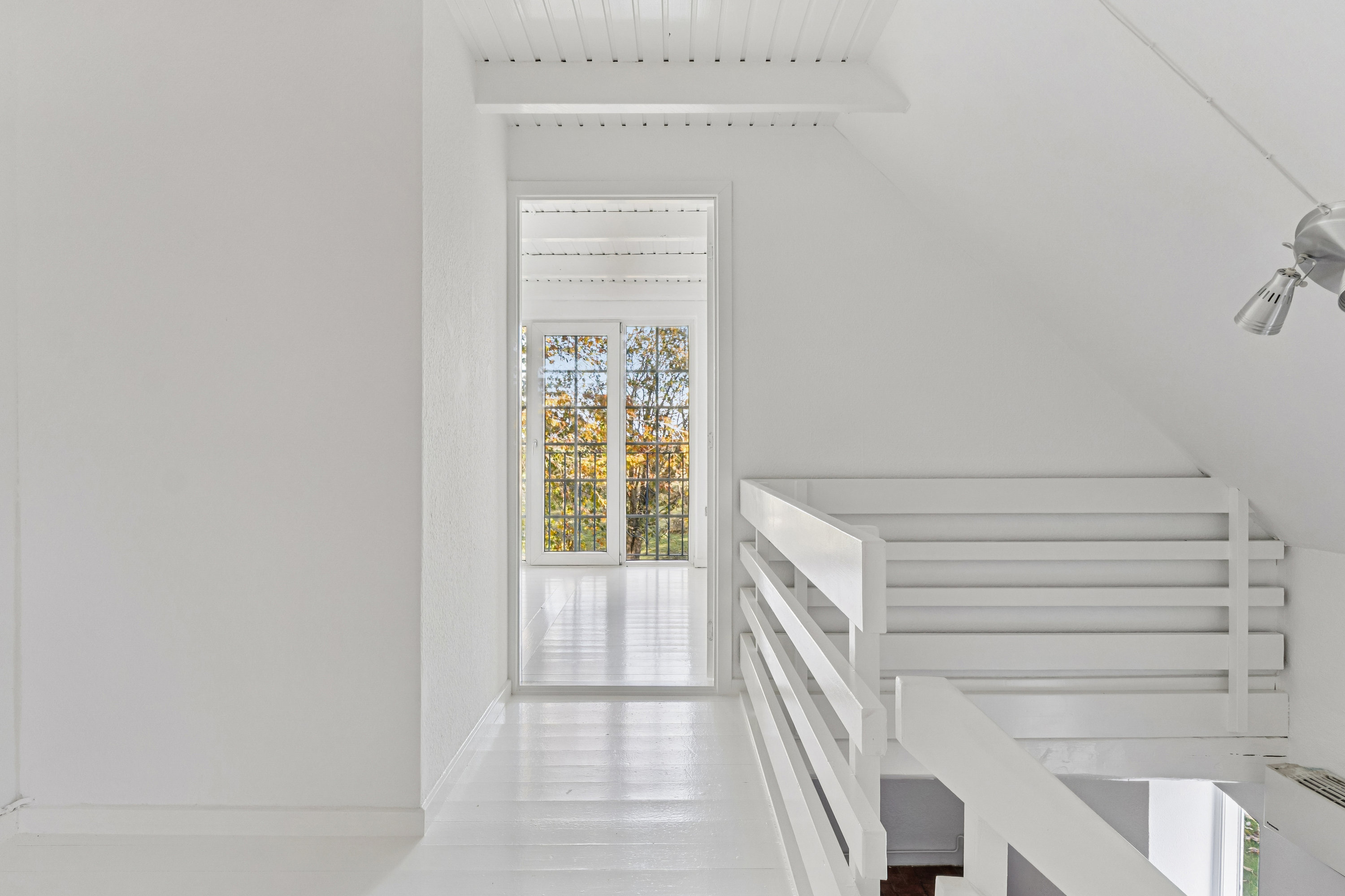 Fremhævet gang billede i fuldskærmstilstand. Billede af Græsvængevej 60, 5960 Marstal