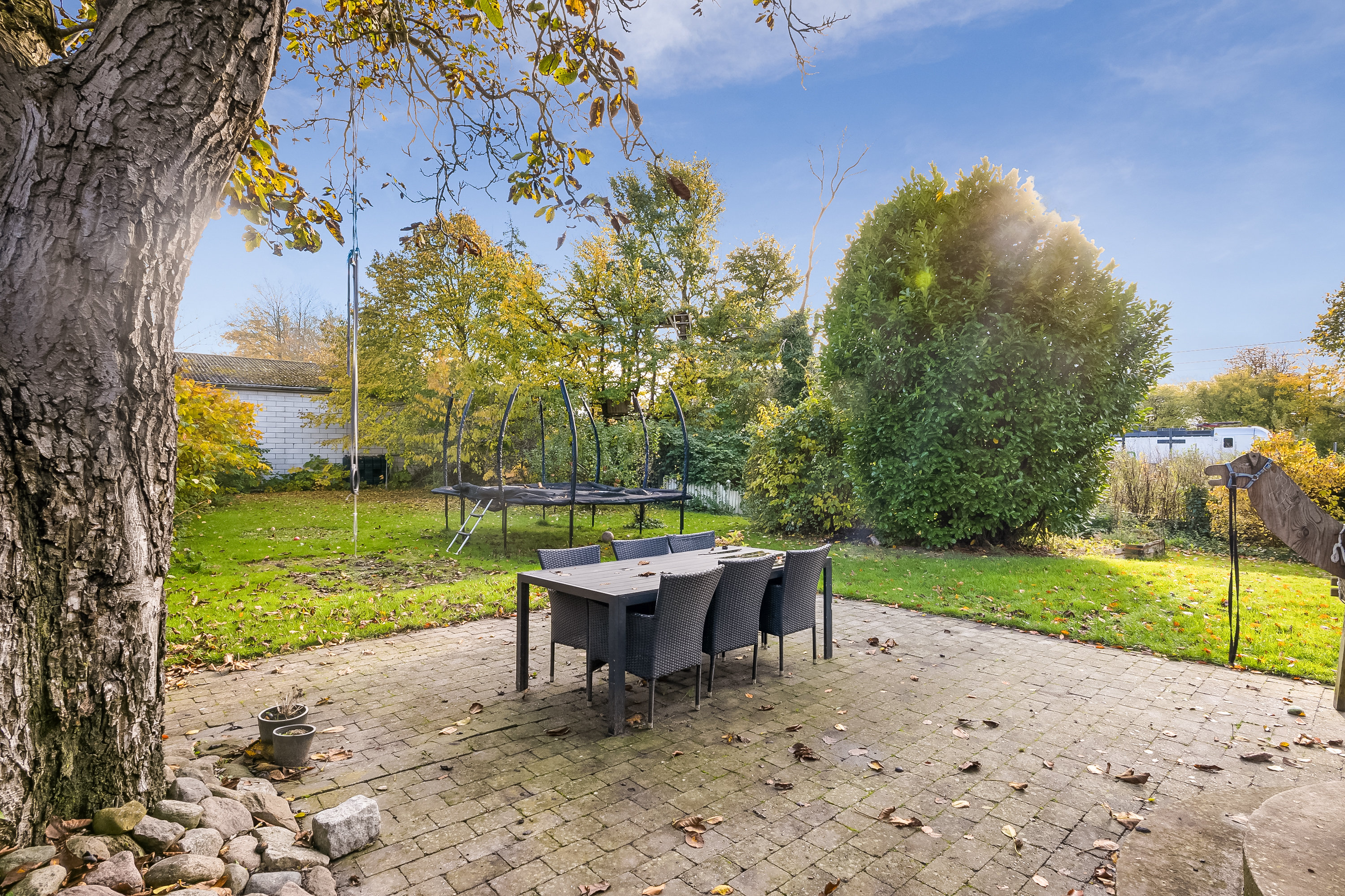 Fremhævet terrasse billede i fuldskærmstilstand. Billede af Heimdalsvej 12, Kauslunde, 5500 Middelfart