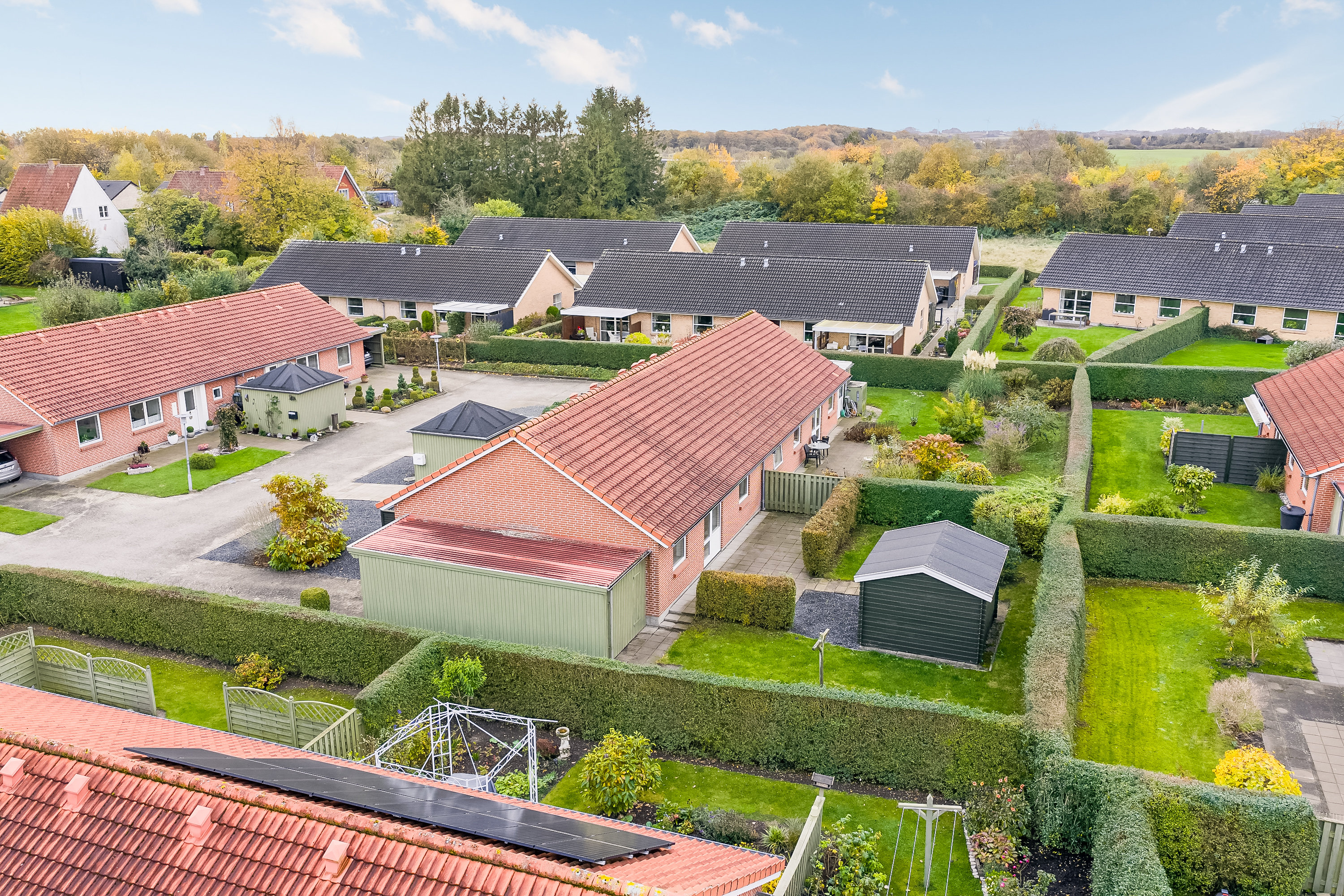 Fremhævet luftfoto billede i fuldskærmstilstand. Billede af Bryggermarken 13, 5620 Glamsbjerg