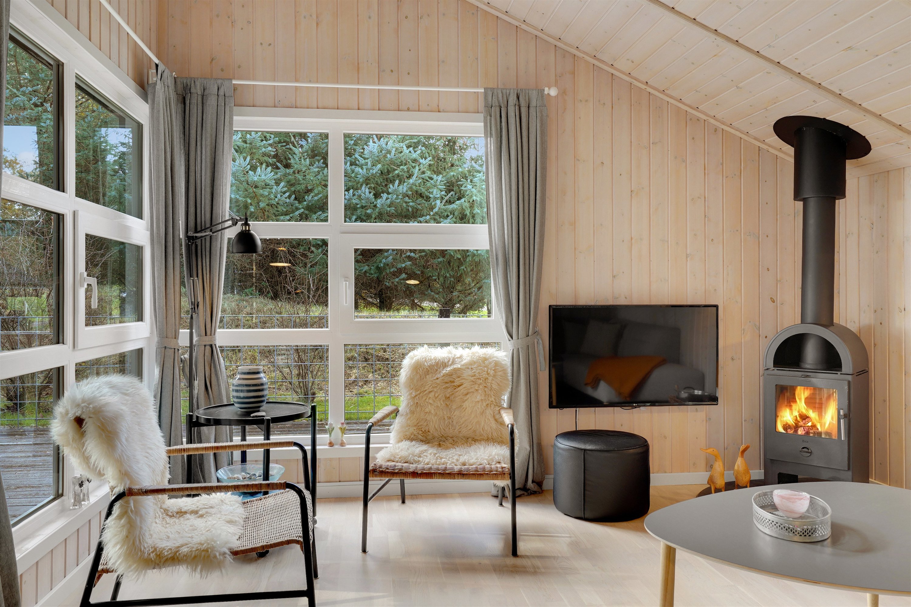 Fremhævet stue billede i fuldskærmstilstand. Billede af Hennebysvej 42I, 6854 Henne