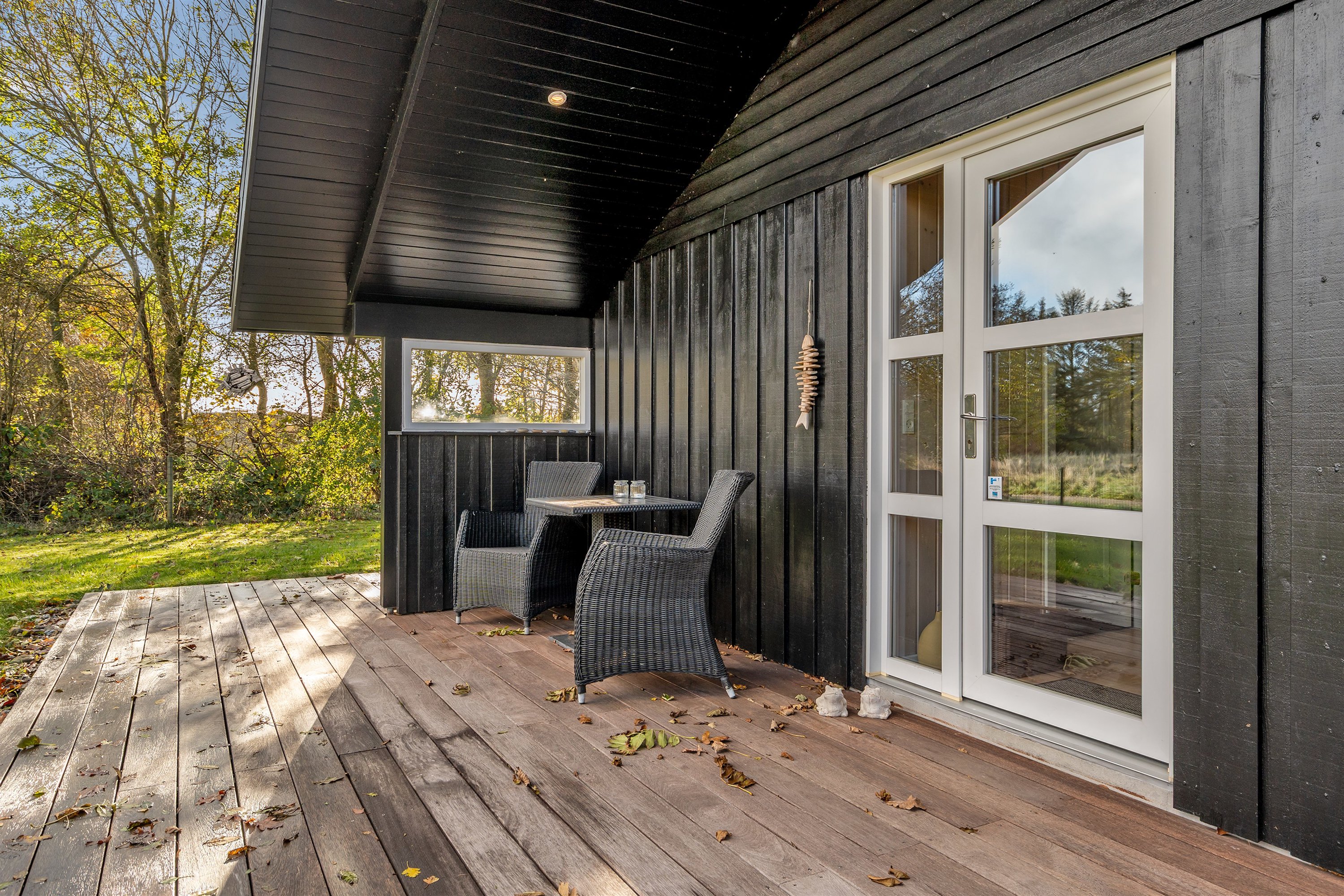 Fremhævet terrasse billede i fuldskærmstilstand. Billede af Hennebysvej 42I, 6854 Henne