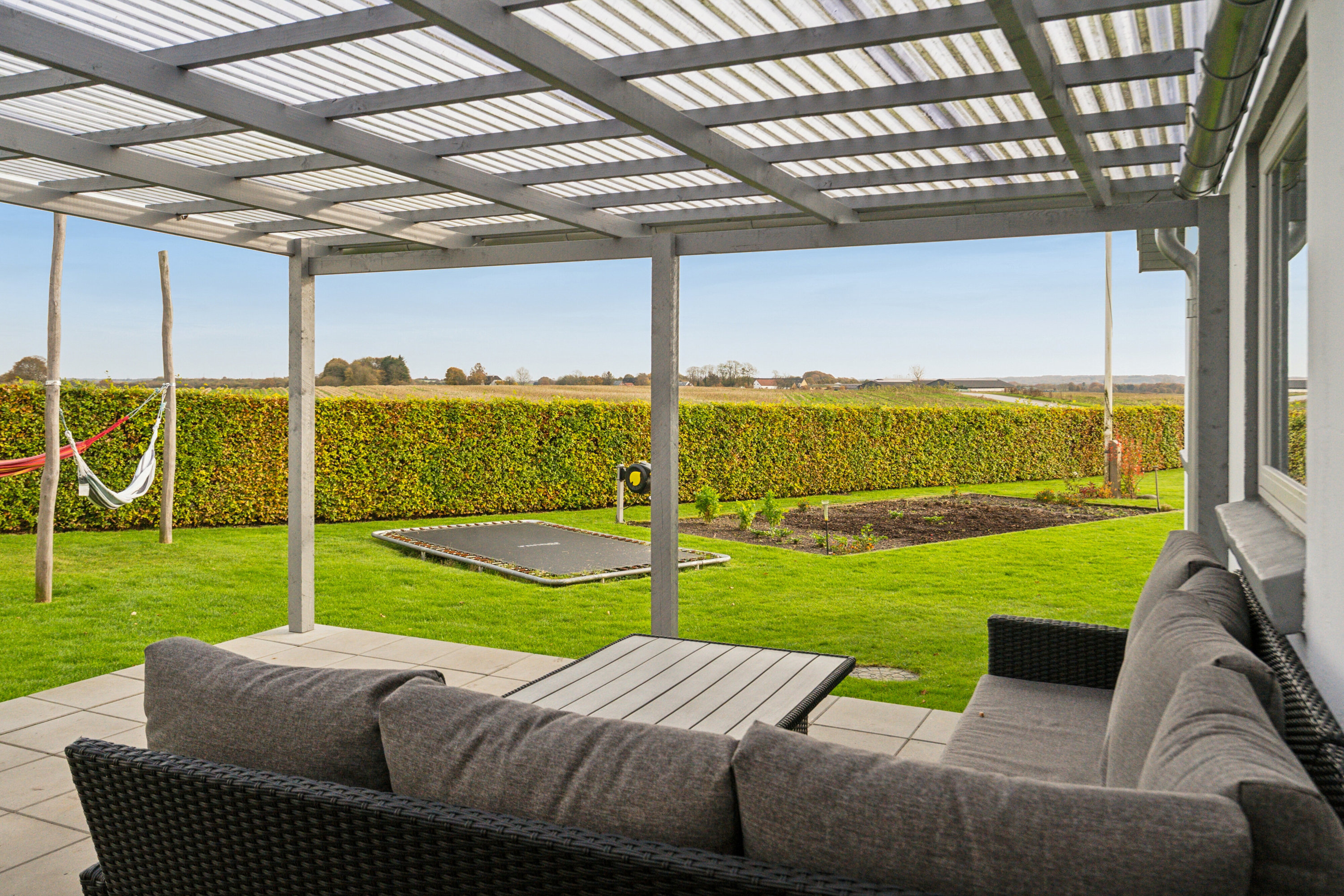 Fremhævet udendørs billede i fuldskærmstilstand. Billede af Fynslundvej 86, 6064 Jordrup