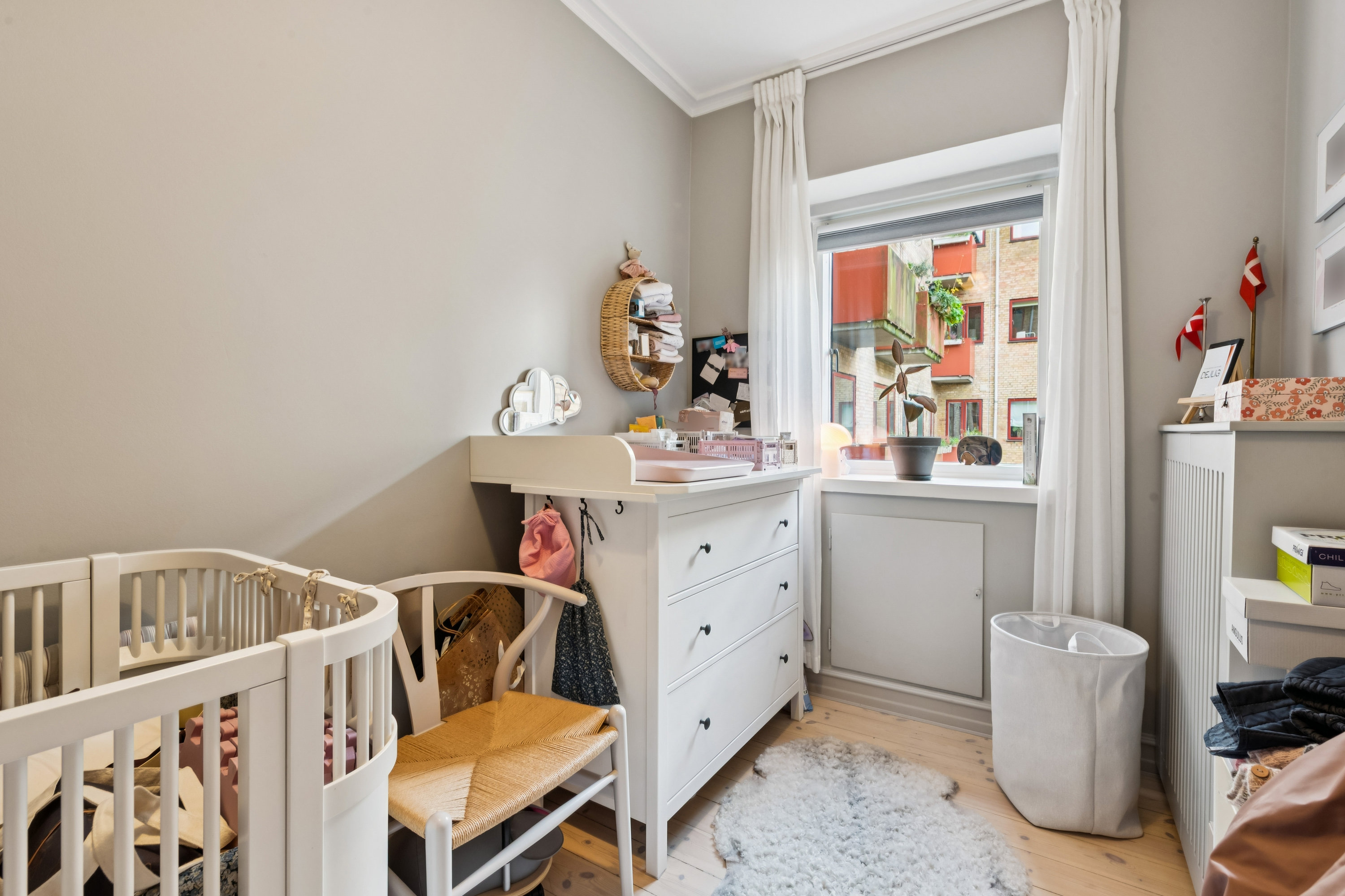 Fremhævet værelse billede i fuldskærmstilstand. Billede af Rådhusvej 18, 2. tv., 2920 Charlottenlund