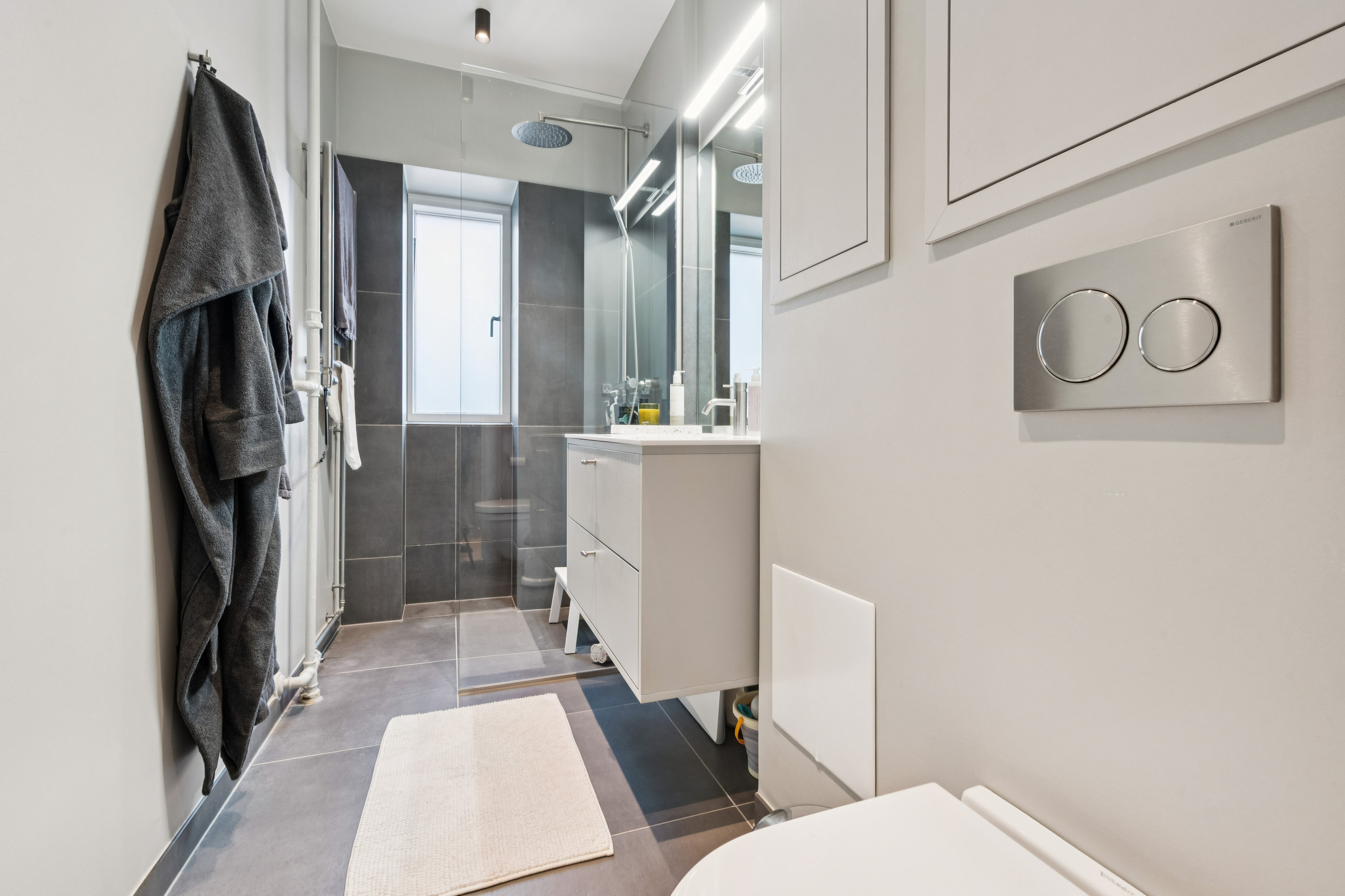 Fremhævet badeværelse billede i fuldskærmstilstand. Billede af Rådhusvej 18, 2. tv., 2920 Charlottenlund