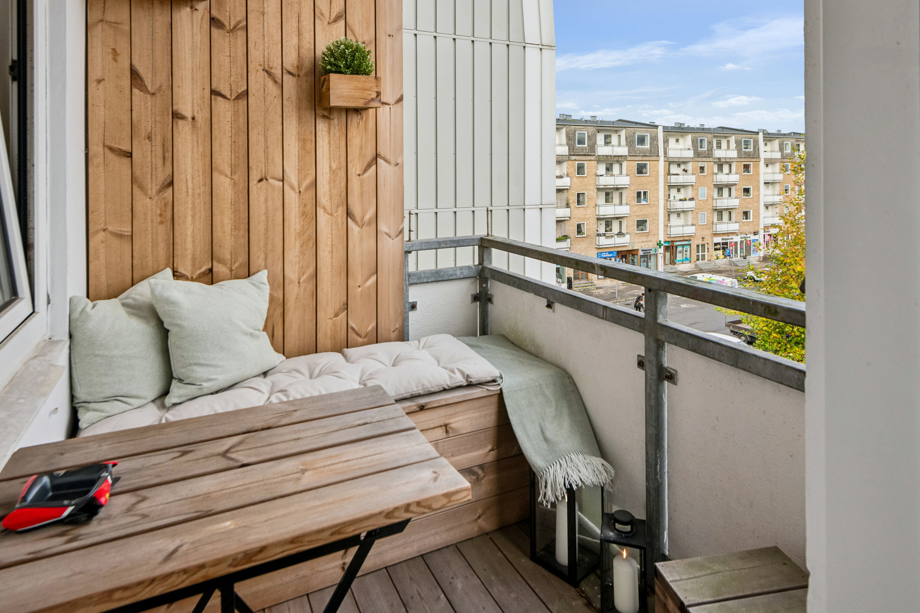 Fremhævet altan billede i fuldskærmstilstand. Billede af Hobrovej 58, 3. tv., 9000 Aalborg