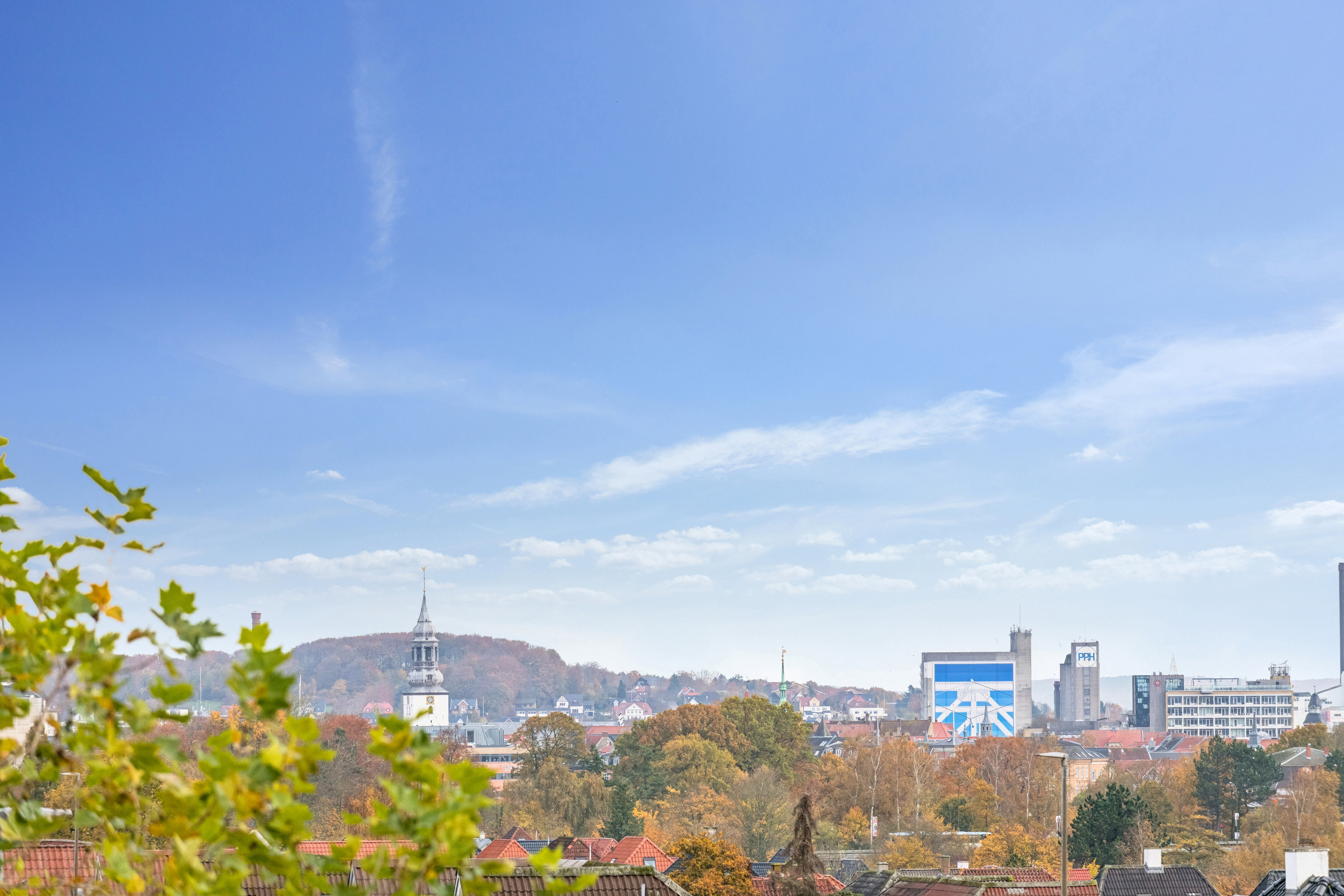 Fremhævet udsigt billede i fuldskærmstilstand. Billede af Hobrovej 58, 3. tv., 9000 Aalborg