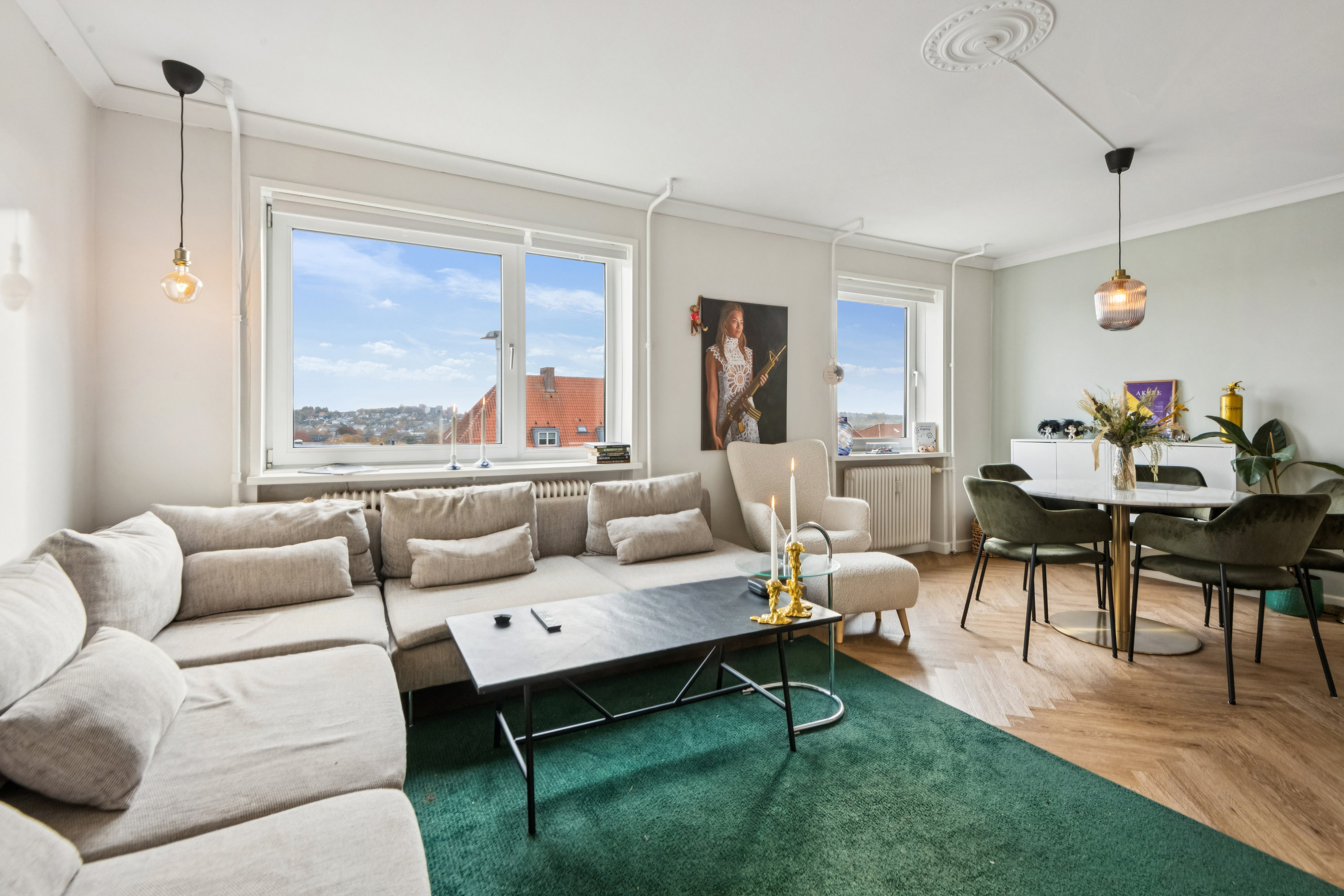 Fremhævet stue billede i fuldskærmstilstand. Billede af Hobrovej 58, 3. tv., 9000 Aalborg