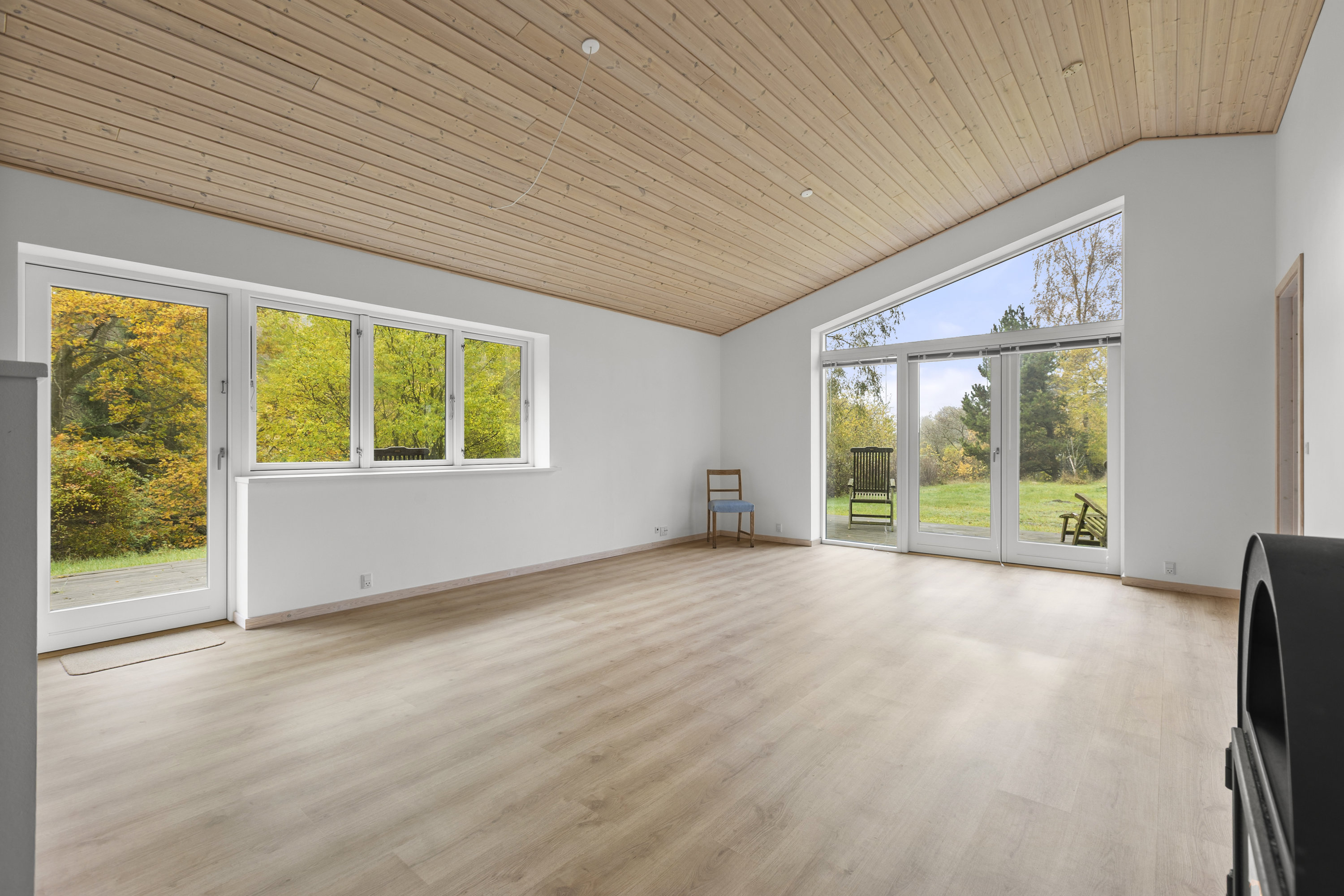 Fremhævet stue billede i fuldskærmstilstand. Billede af Lille Dalbyvej 33, 4140 Borup