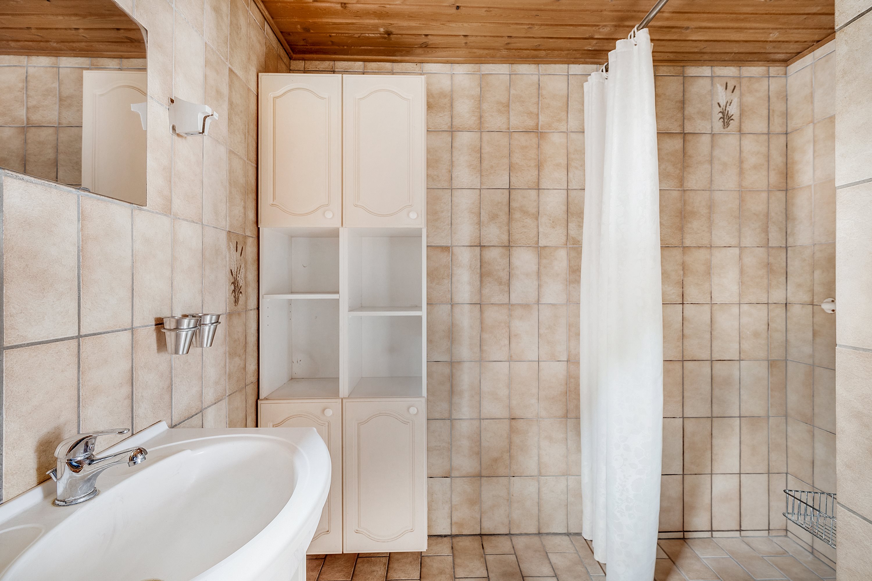 Fremhævet badeværelse billede i fuldskærmstilstand. Billede af Klippen 3, Ølsted, 5672 Broby