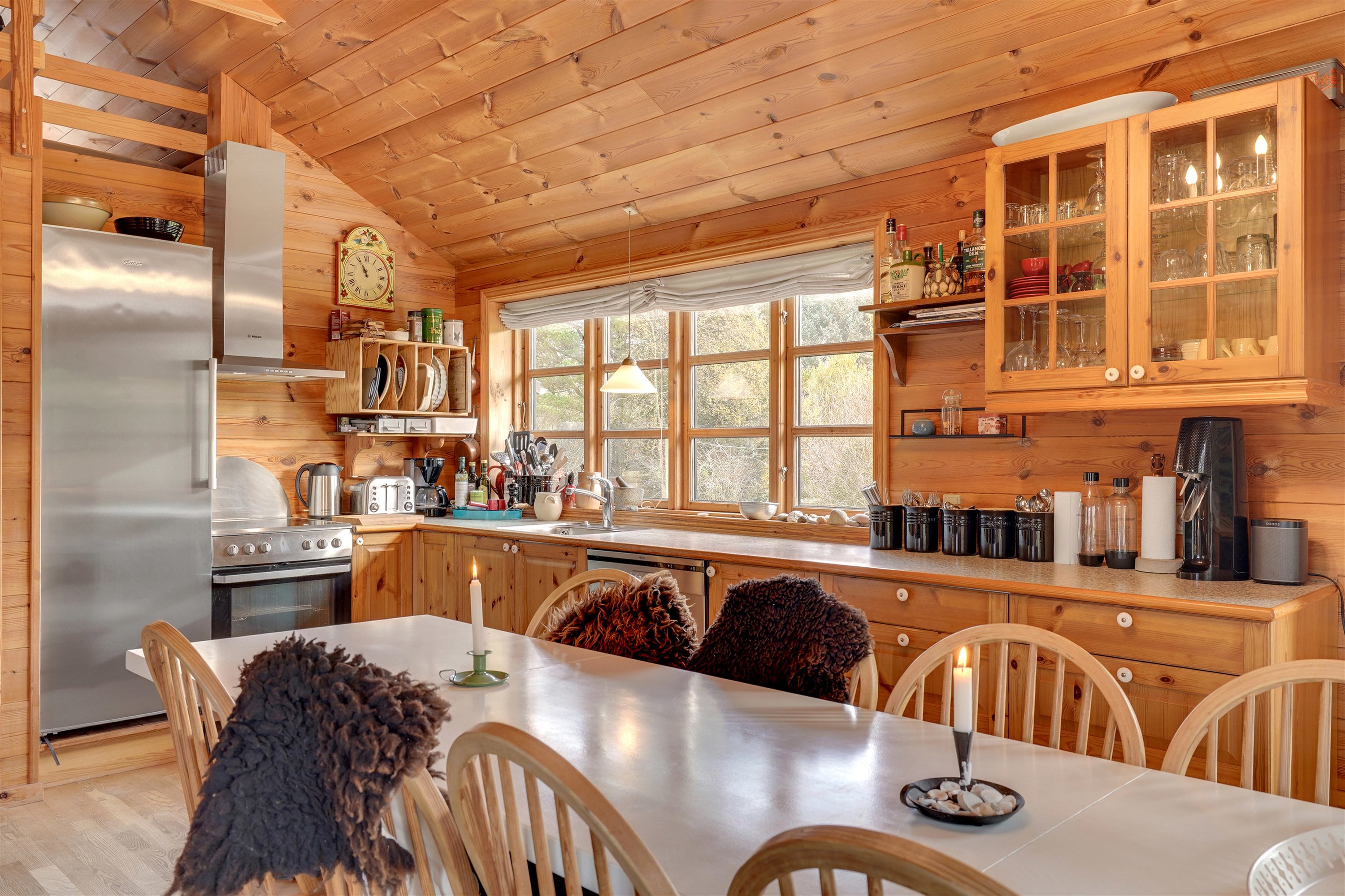 Fremhævet alrum billede i fuldskærmstilstand. Billede af Gravensbjergvej 2, Lønne, 6830 Nørre Nebel