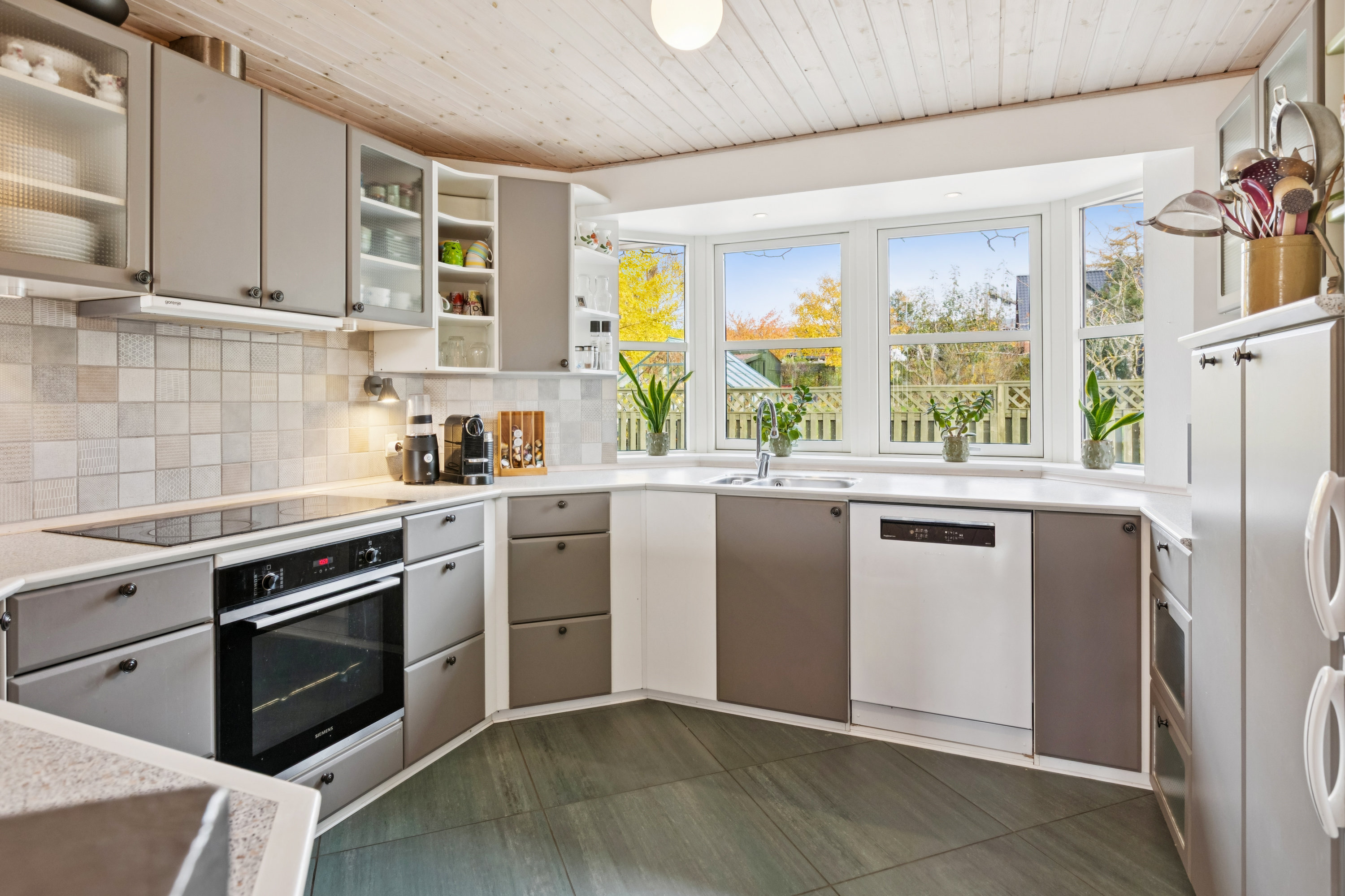 Fremhævet køkken billede i fuldskærmstilstand. Billede af Kagsåvej 29, 2860 Søborg