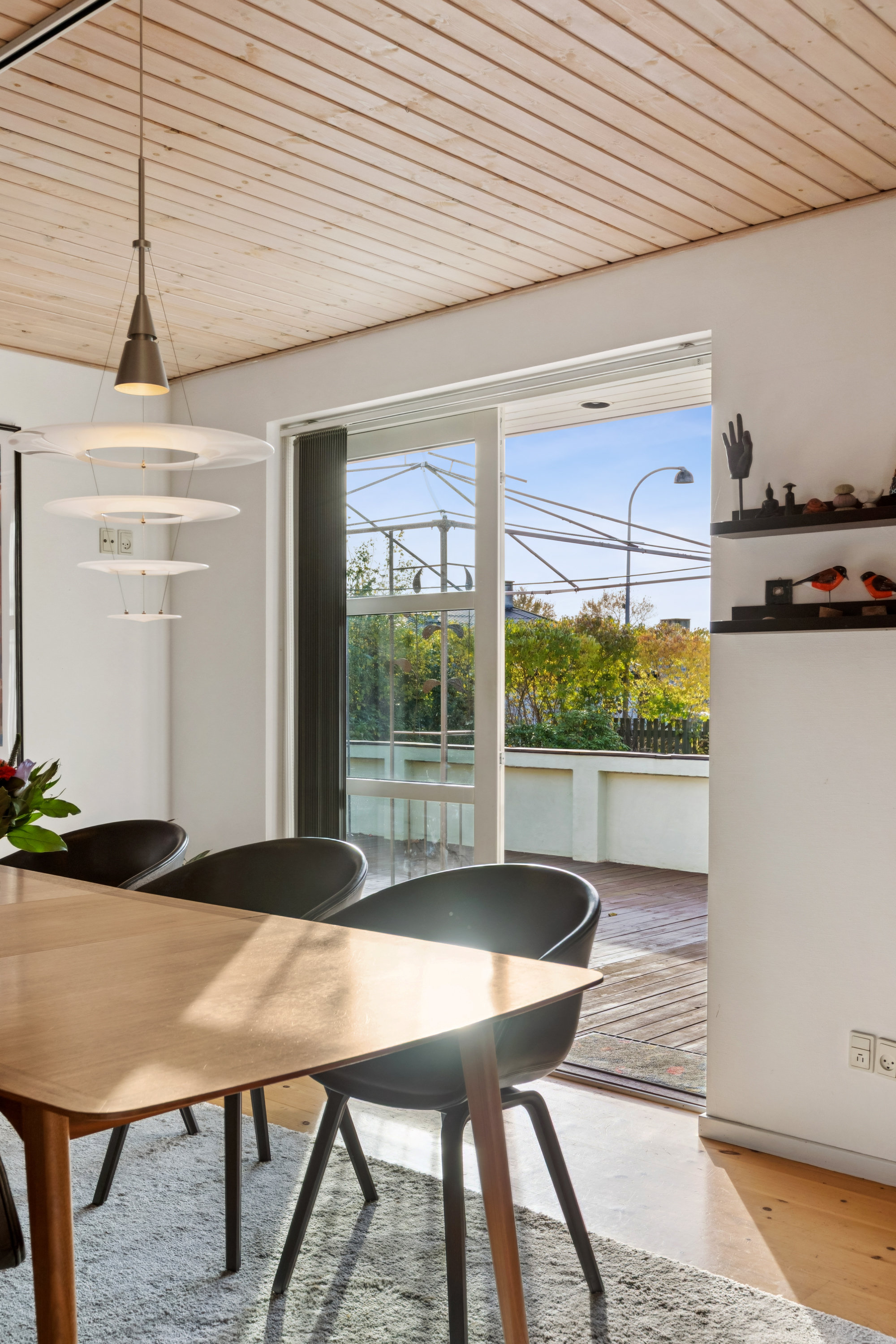 Fremhævet stue billede i fuldskærmstilstand. Billede af Kagsåvej 29, 2860 Søborg