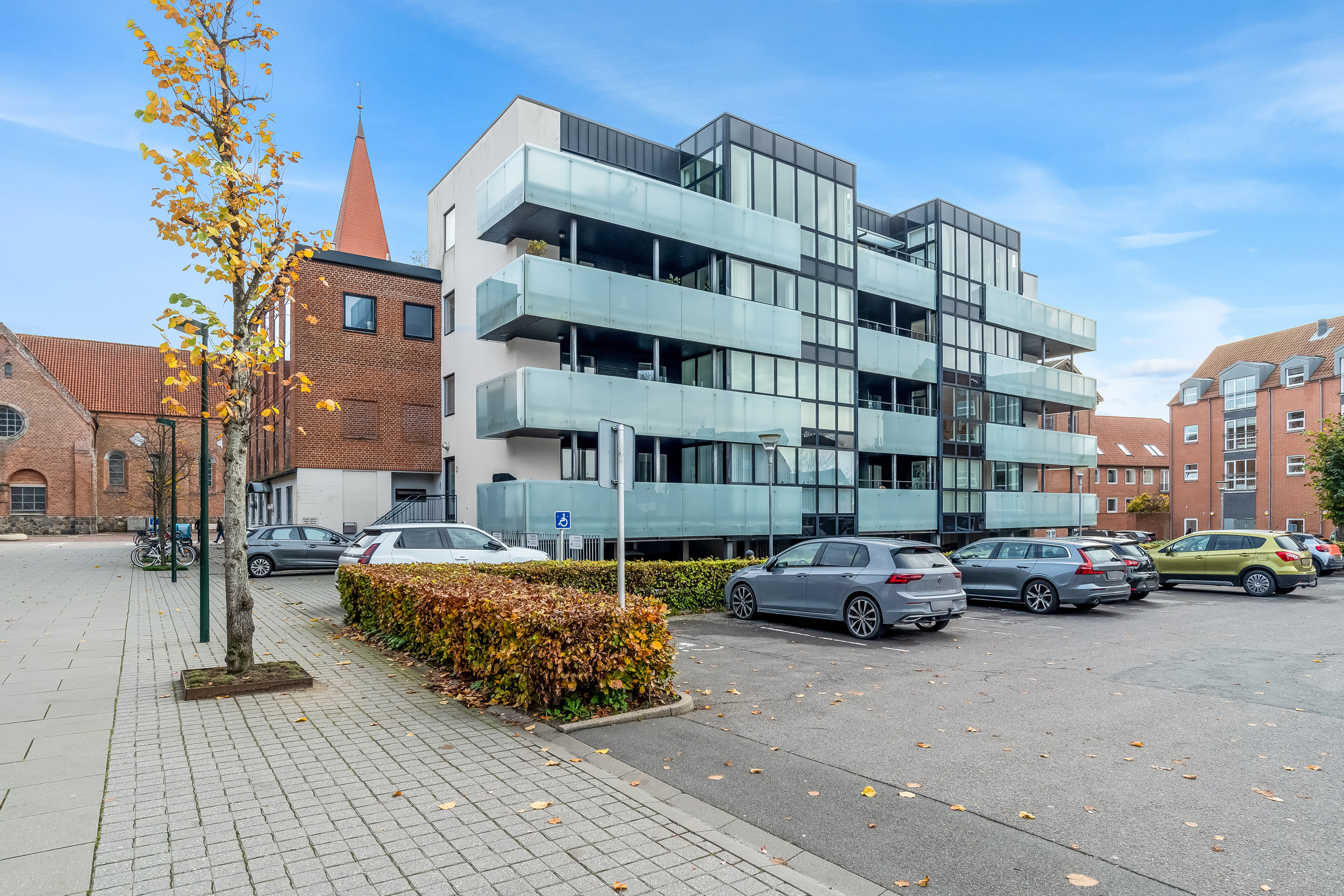 Fremhævet ejendommen billede i fuldskærmstilstand. Billede af Asylgade 2, 2. tv., 7500 Holstebro