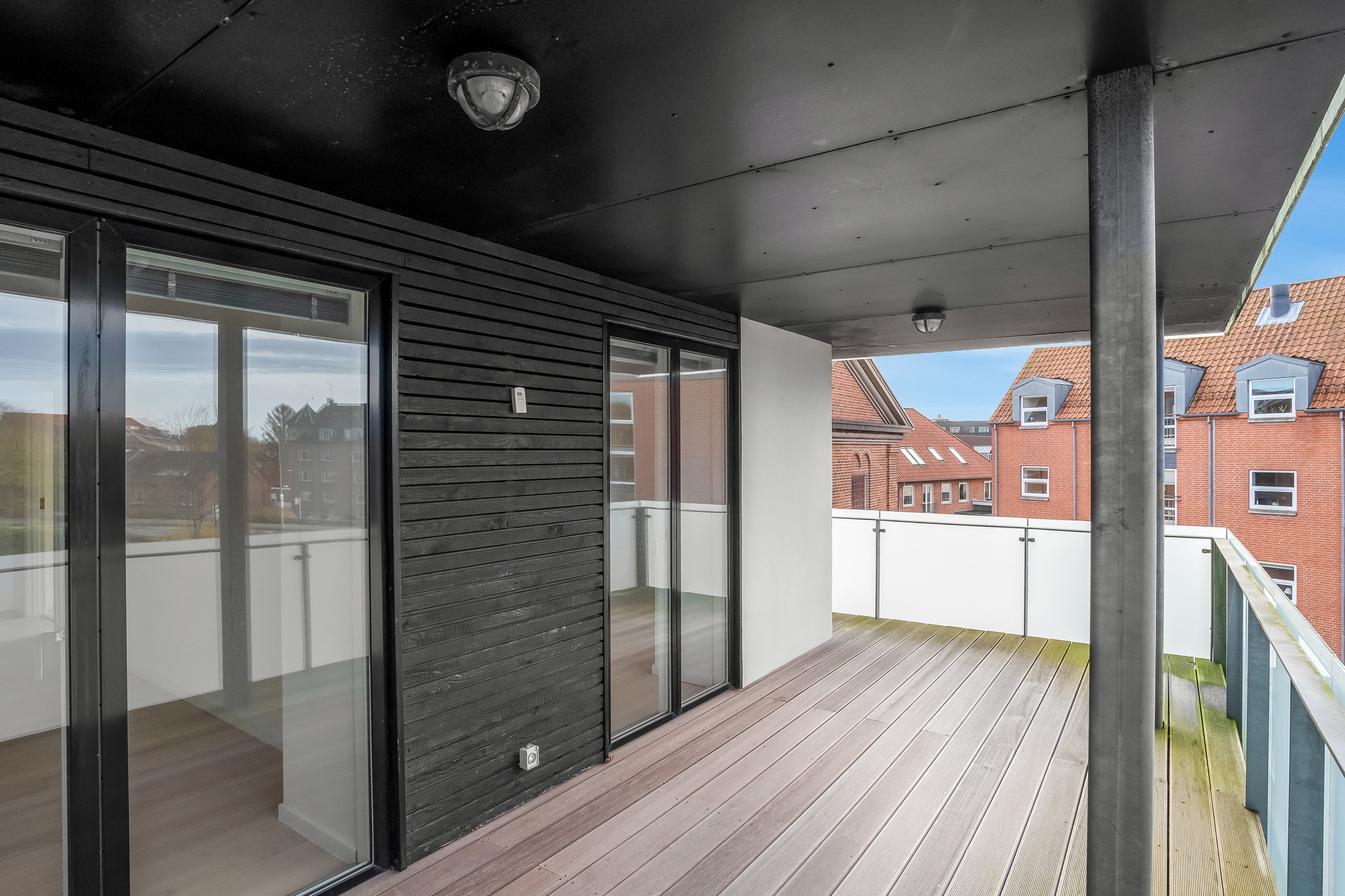 Miniaturebillede 2: altan. Billede af Asylgade 2, 2. tv., 7500 Holstebro