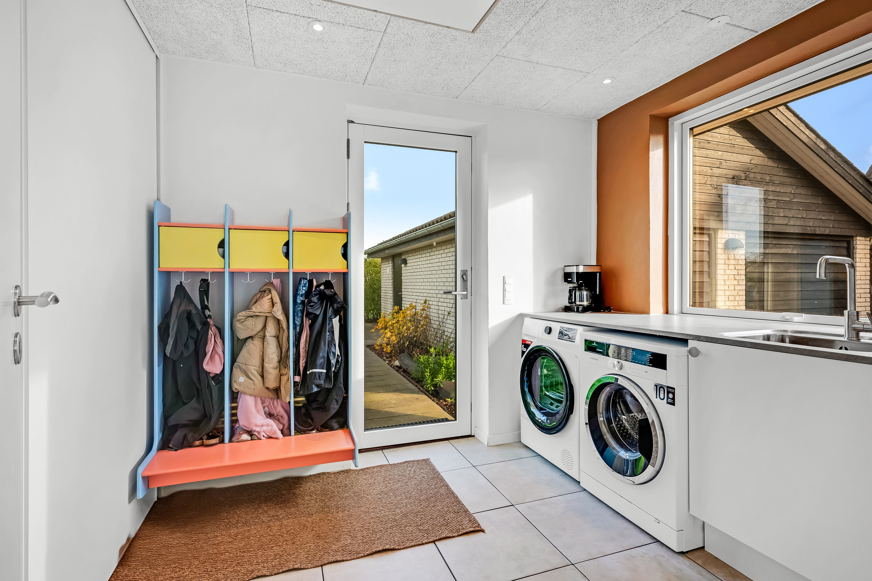 Fremhævet bryggers billede i fuldskærmstilstand. Billede af Solsikkevej 22, Mejdal, 7500 Holstebro