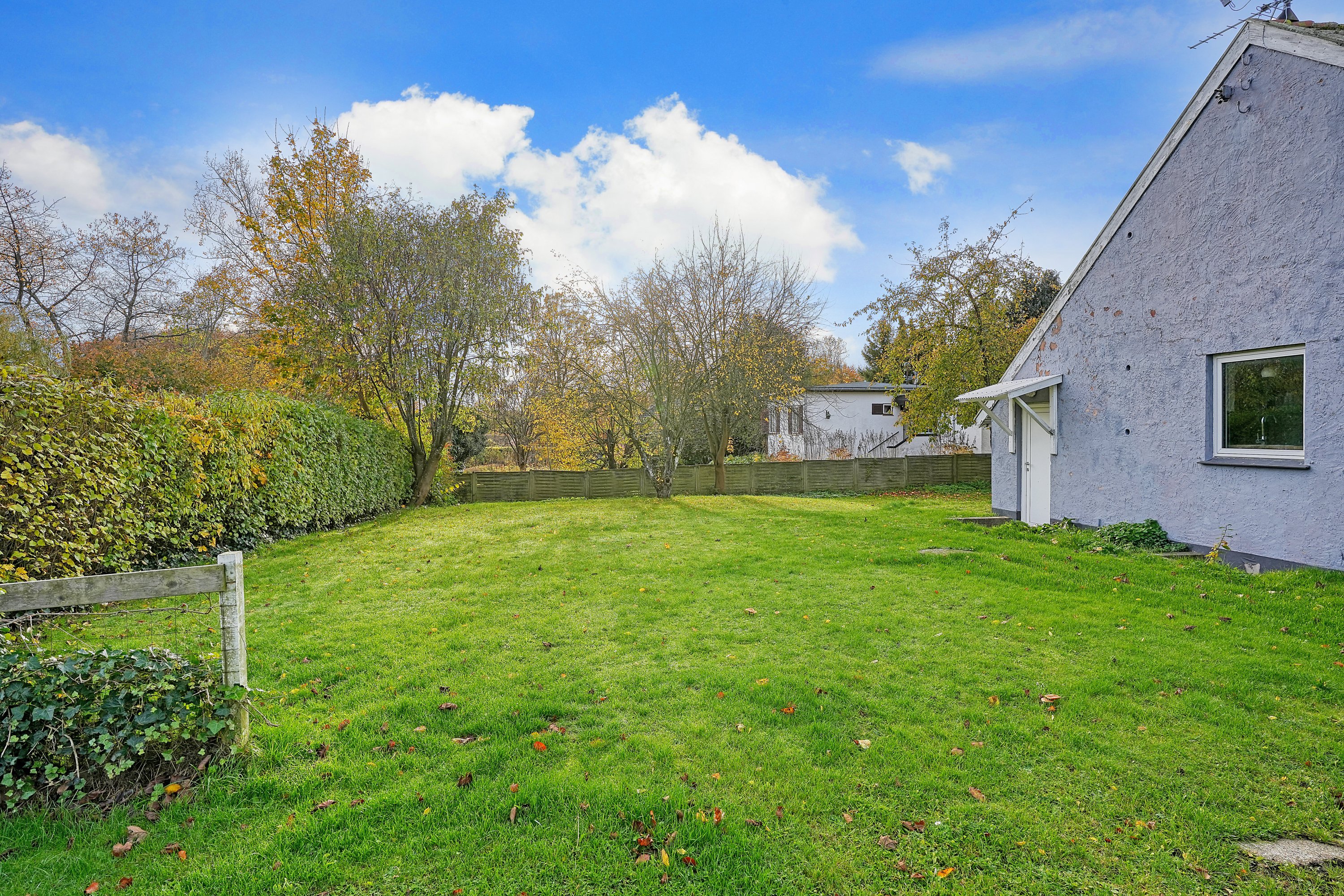 Fremhævet have billede i fuldskærmstilstand. Billede af Solv&#230;nget 16, 3480 Fredensborg