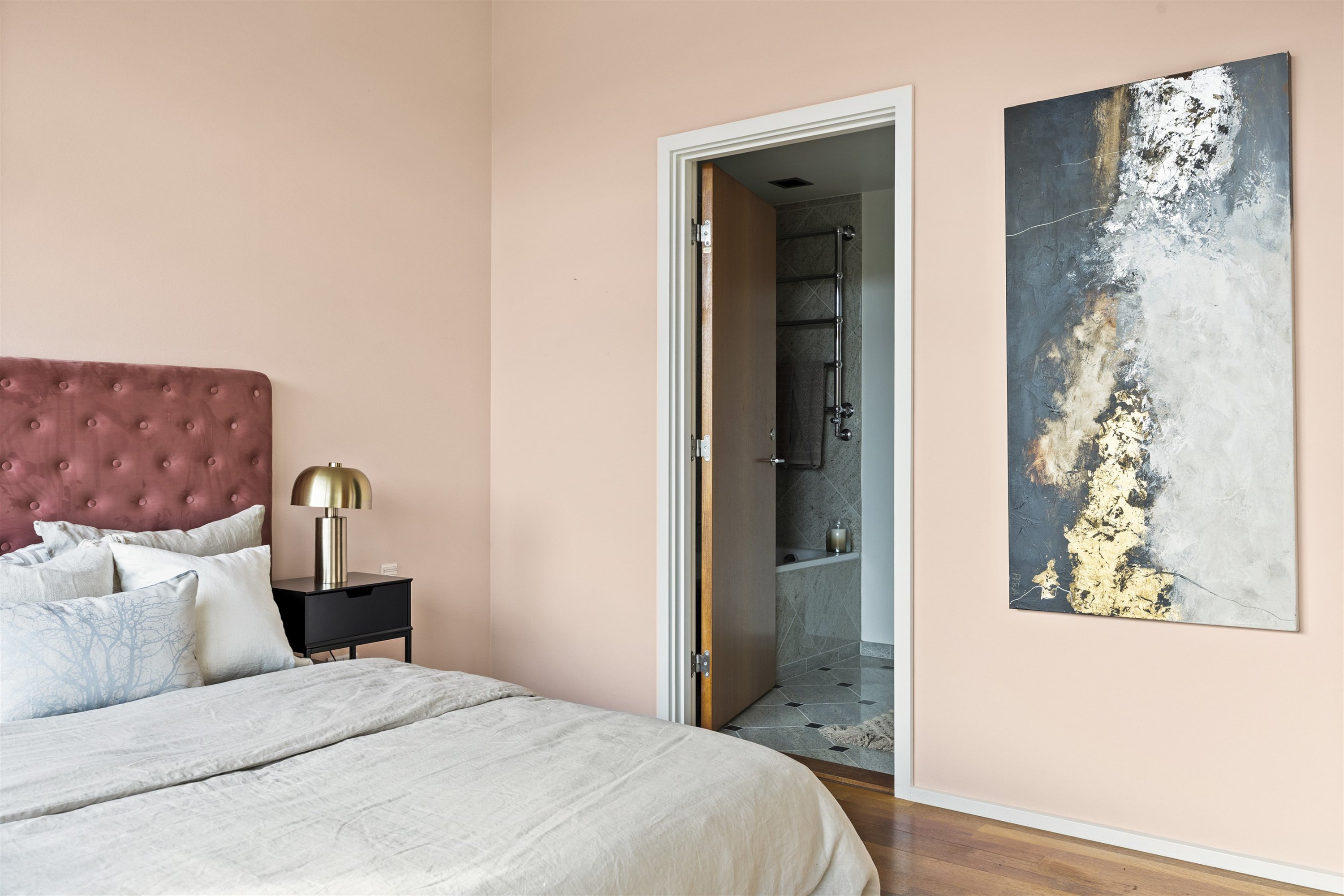 Fremhævet værelse billede i fuldskærmstilstand. Billede af Kystvej 20, 1. 5., 3100 Hornbæk