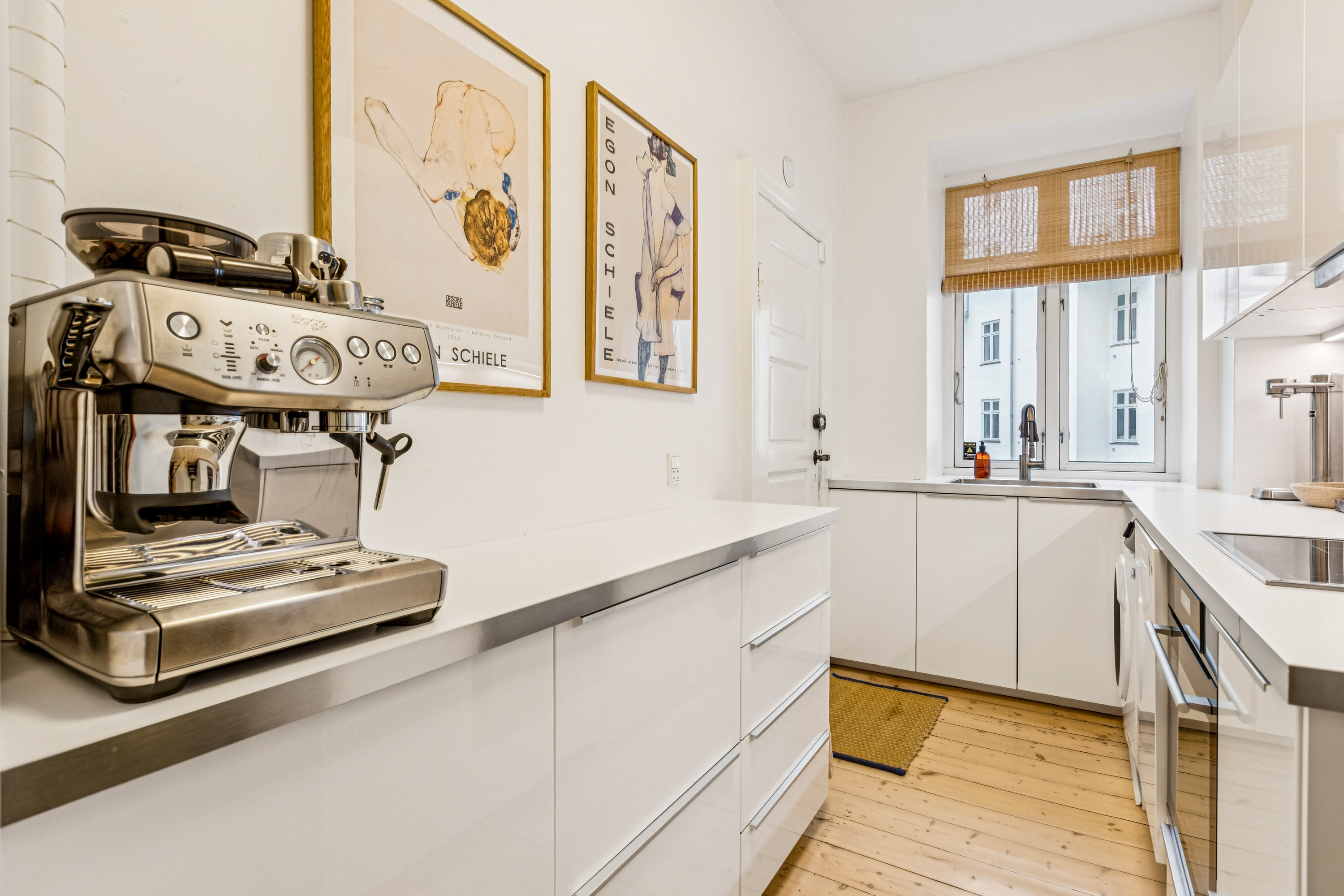 Fremhævet køkken billede i fuldskærmstilstand. Billede af Amager Boulevard 132, 1. th., 2300 København S