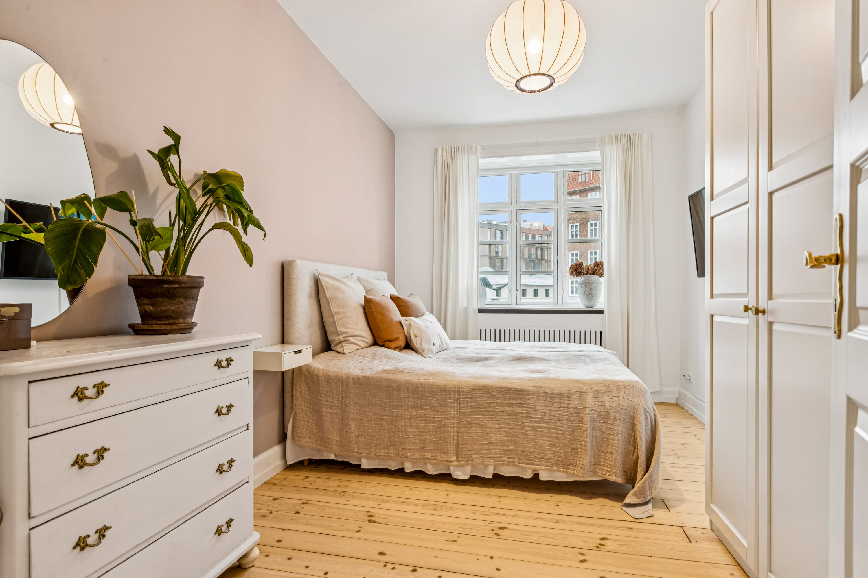 Fremhævet værelse billede i fuldskærmstilstand. Billede af Amager Boulevard 132, 1. th., 2300 København S