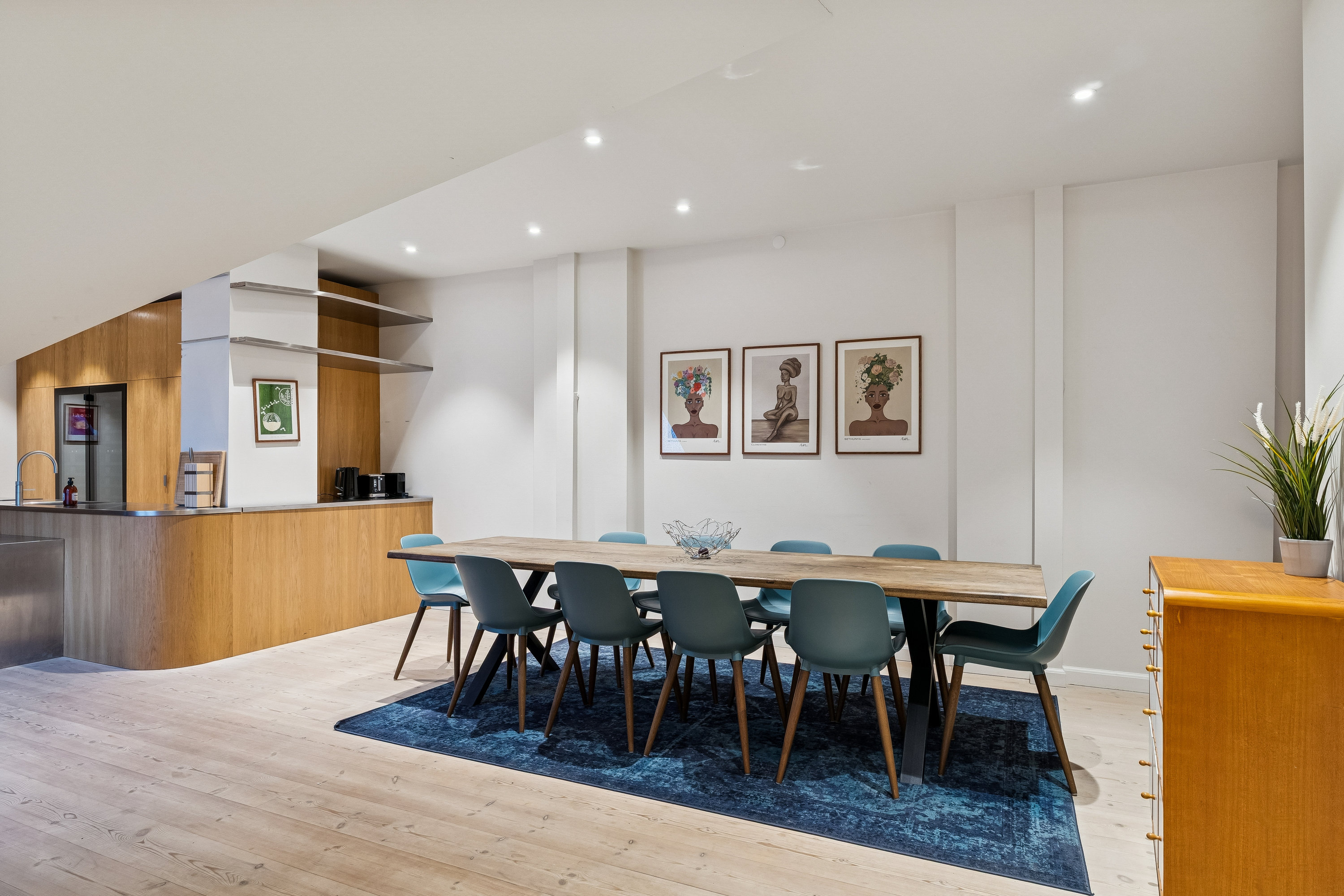 Fremhævet stue billede i fuldskærmstilstand. Billede af Frederiksgade 9, 4. tv., 1265 København K