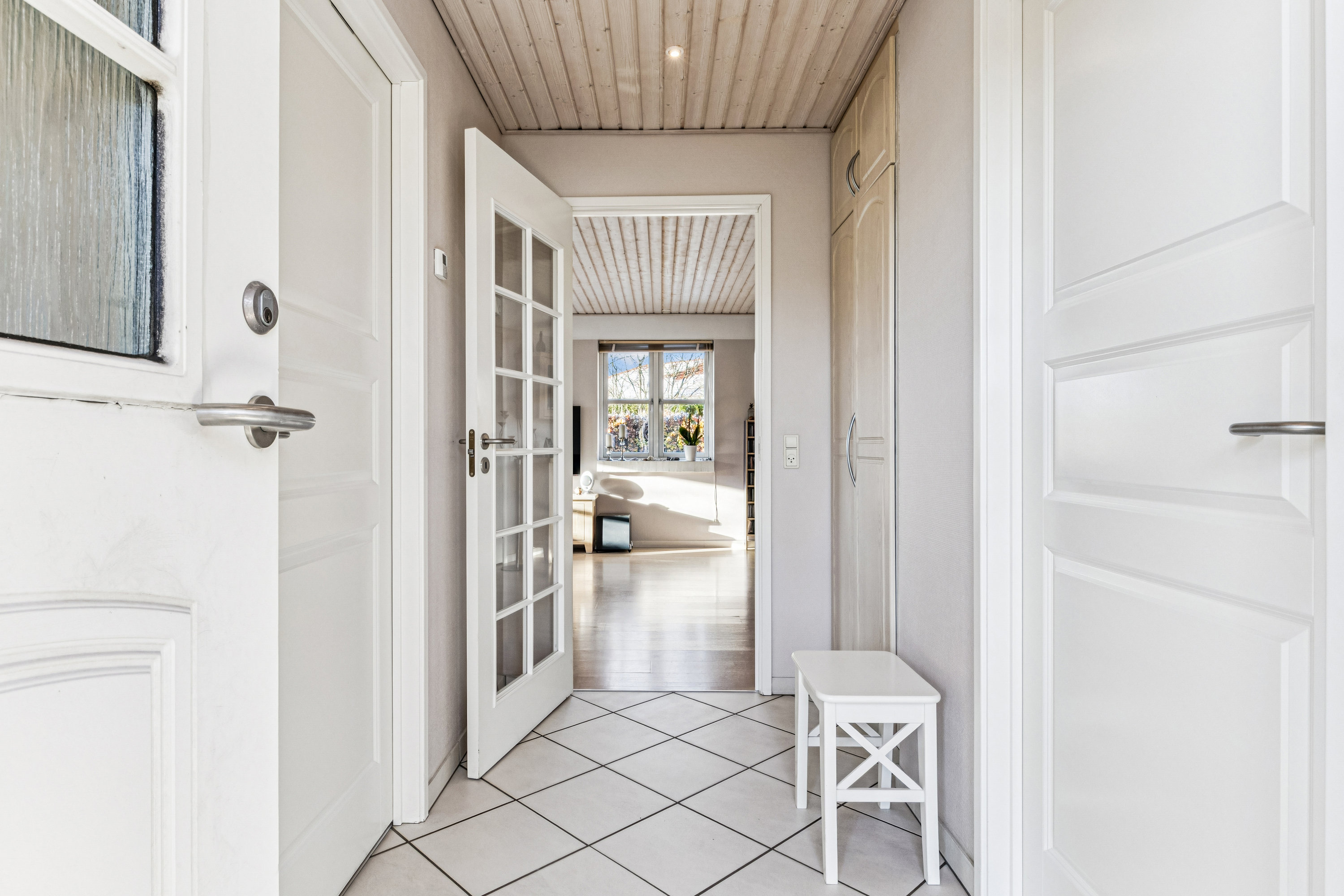 Fremhævet gang billede i fuldskærmstilstand. Billede af Enebærkrattet 9, Høje Taastrup, 2630 Taastrup