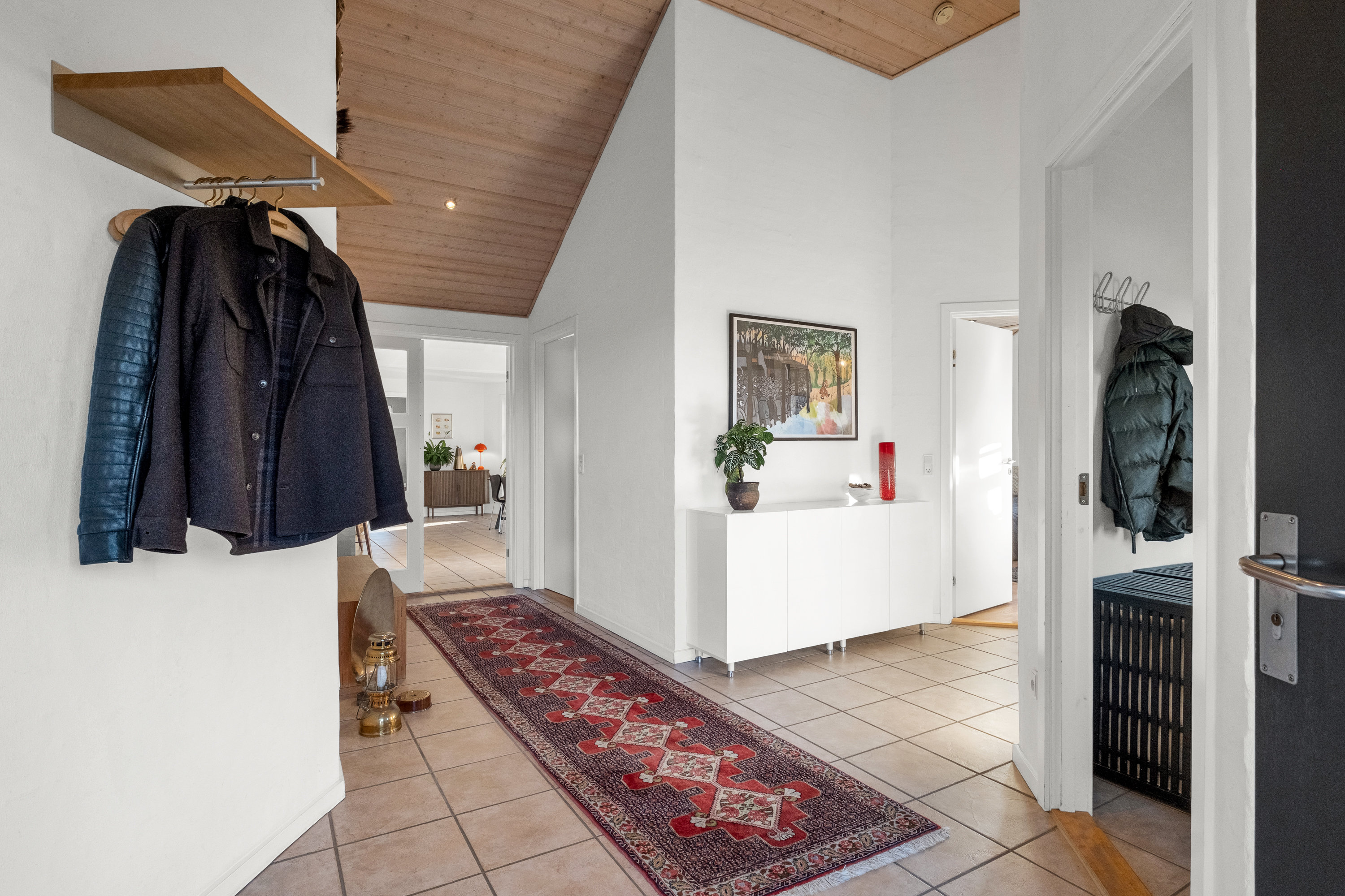 Fremhævet entré billede i fuldskærmstilstand. Billede af Asmusgårdsvej 114, 8520 Lystrup