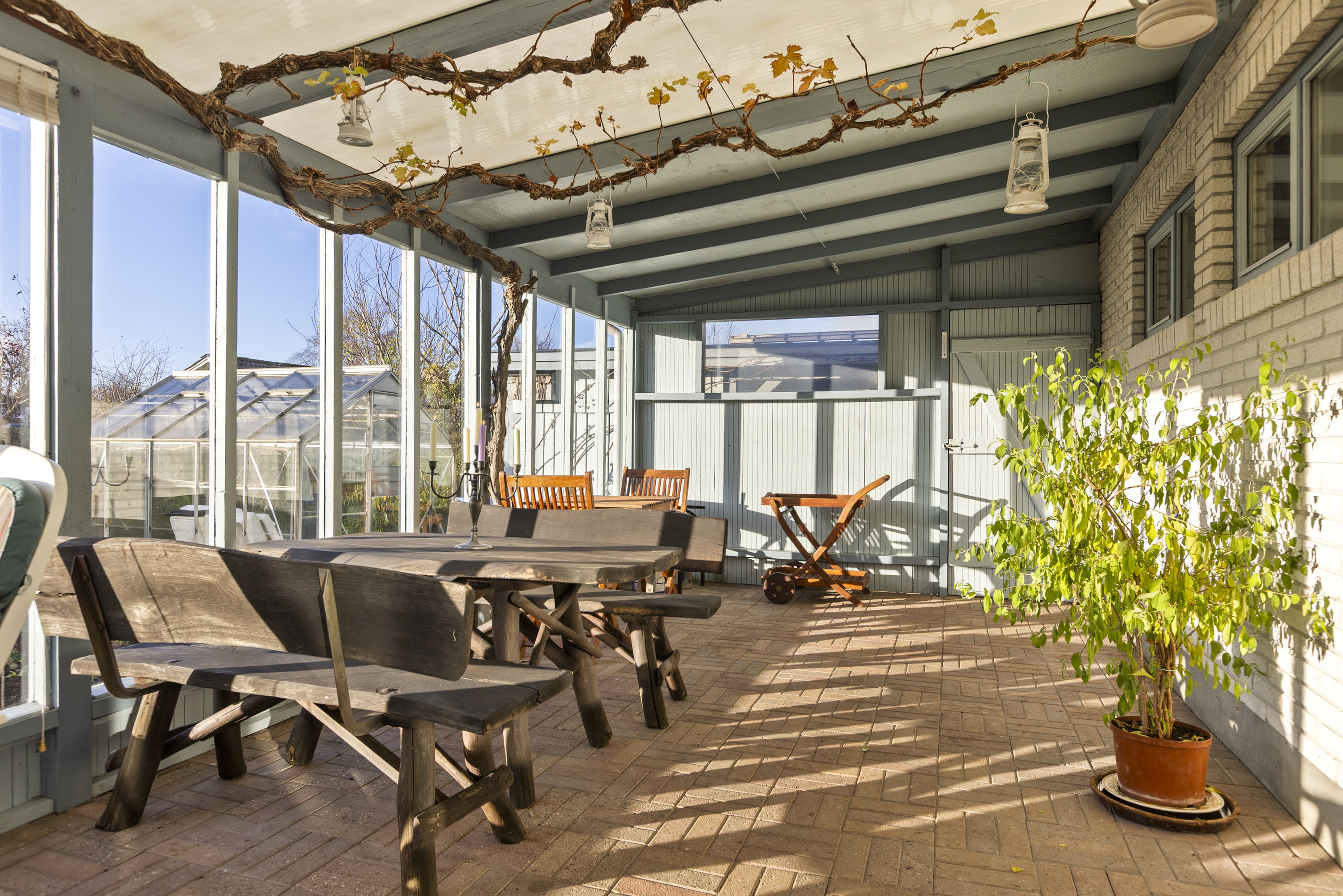 Fremhævet udestue billede i fuldskærmstilstand. Billede af Margrethevej 1, Ejby, 4070 Kirke Hyllinge