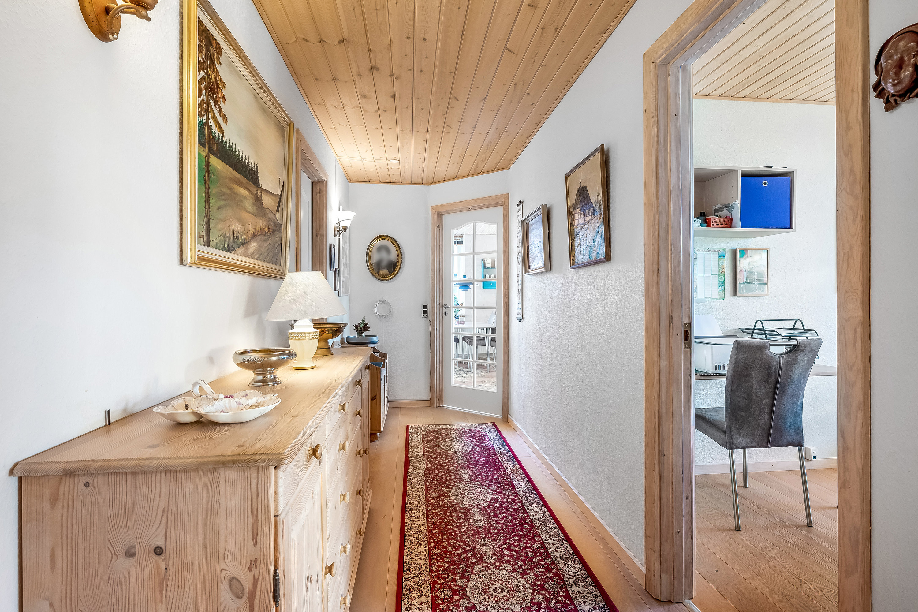 Fremhævet gang billede i fuldskærmstilstand. Billede af Stenshøj 6, 6950 Ringkøbing