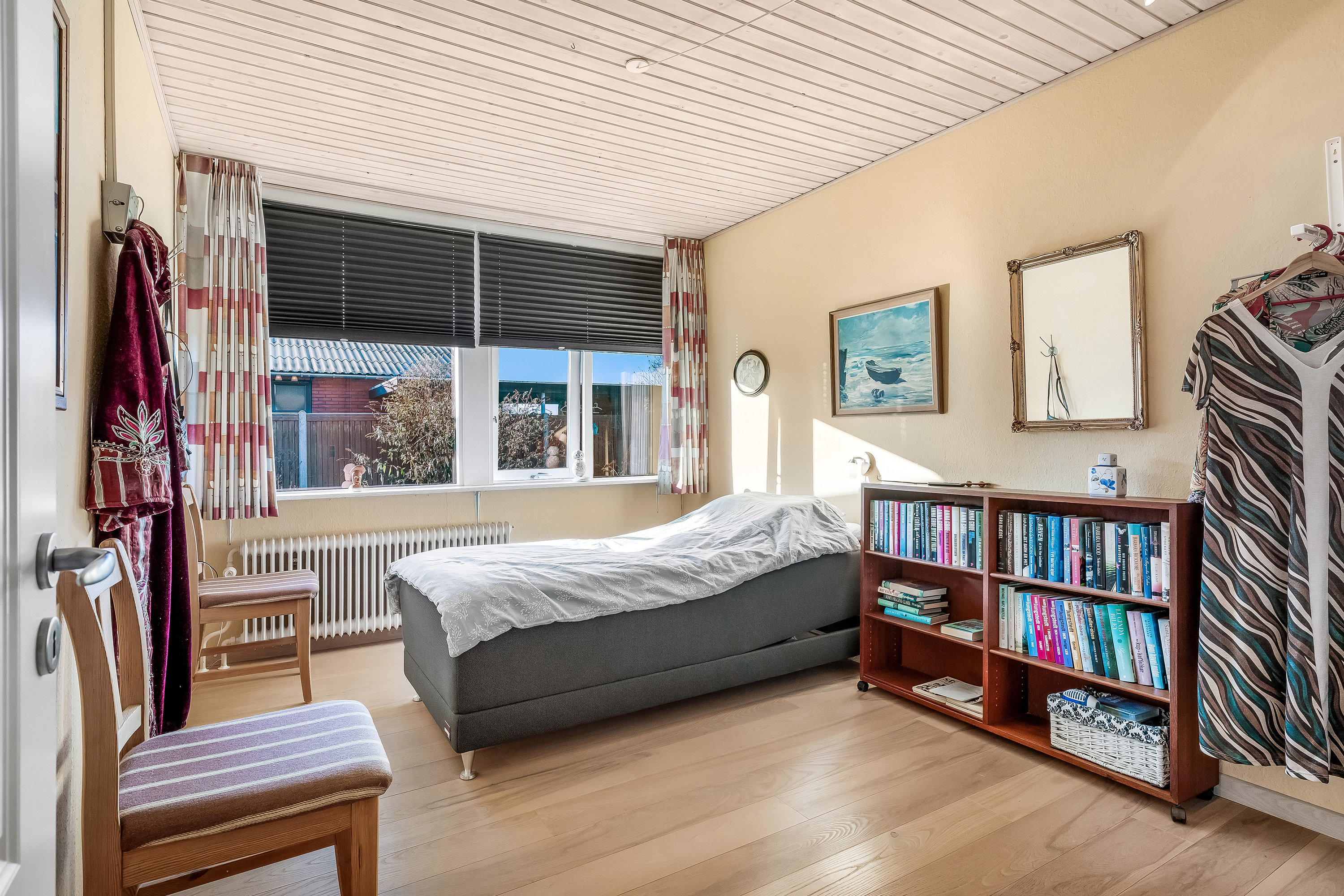 Fremhævet soveværelse billede i fuldskærmstilstand. Billede af Stenshøj 6, 6950 Ringkøbing