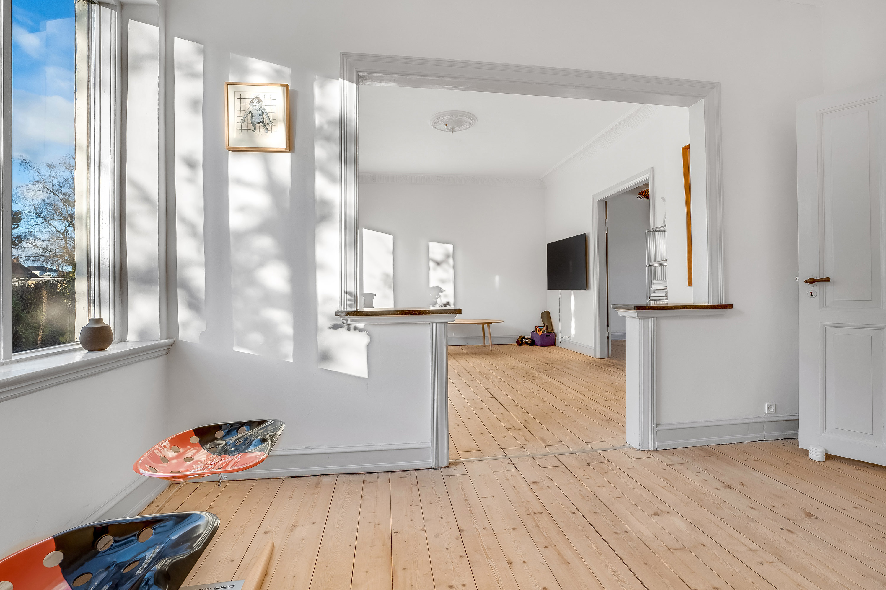 Fremhævet stue billede i fuldskærmstilstand. Billede af Helgolandsgade 8, 4800 Nykøbing F