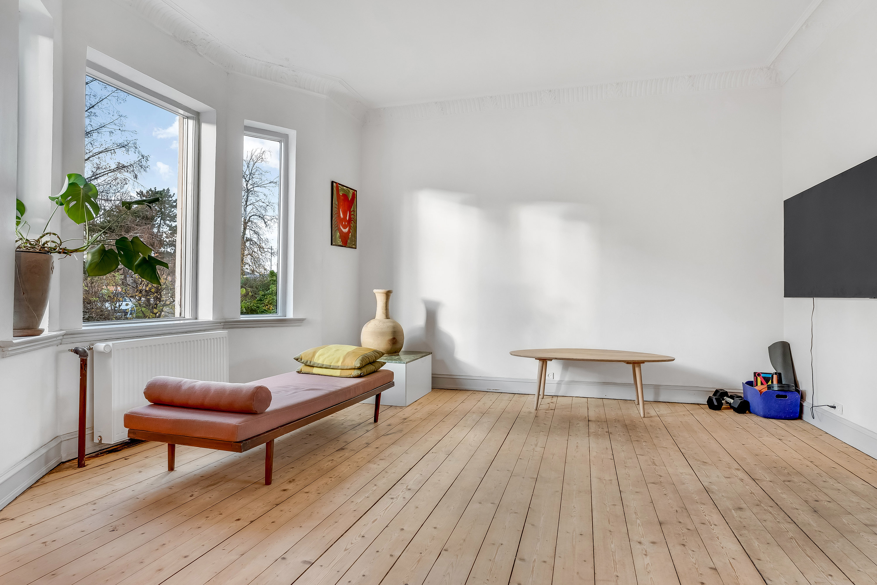 Fremhævet stue billede i fuldskærmstilstand. Billede af Helgolandsgade 8, 4800 Nykøbing F