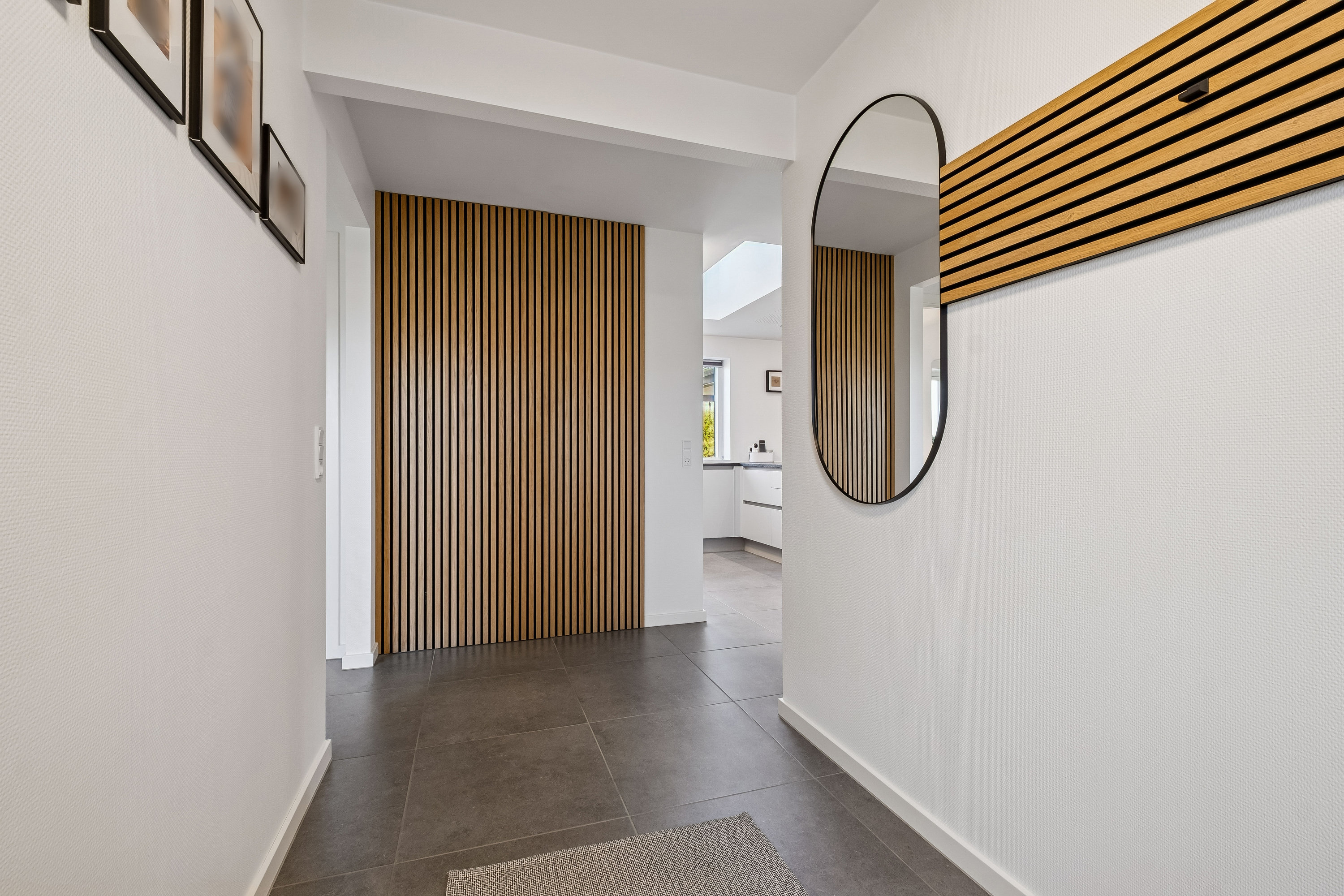 Fremhævet gang billede i fuldskærmstilstand. Billede af Druehylden 56, Østerhåb, 8700 Horsens