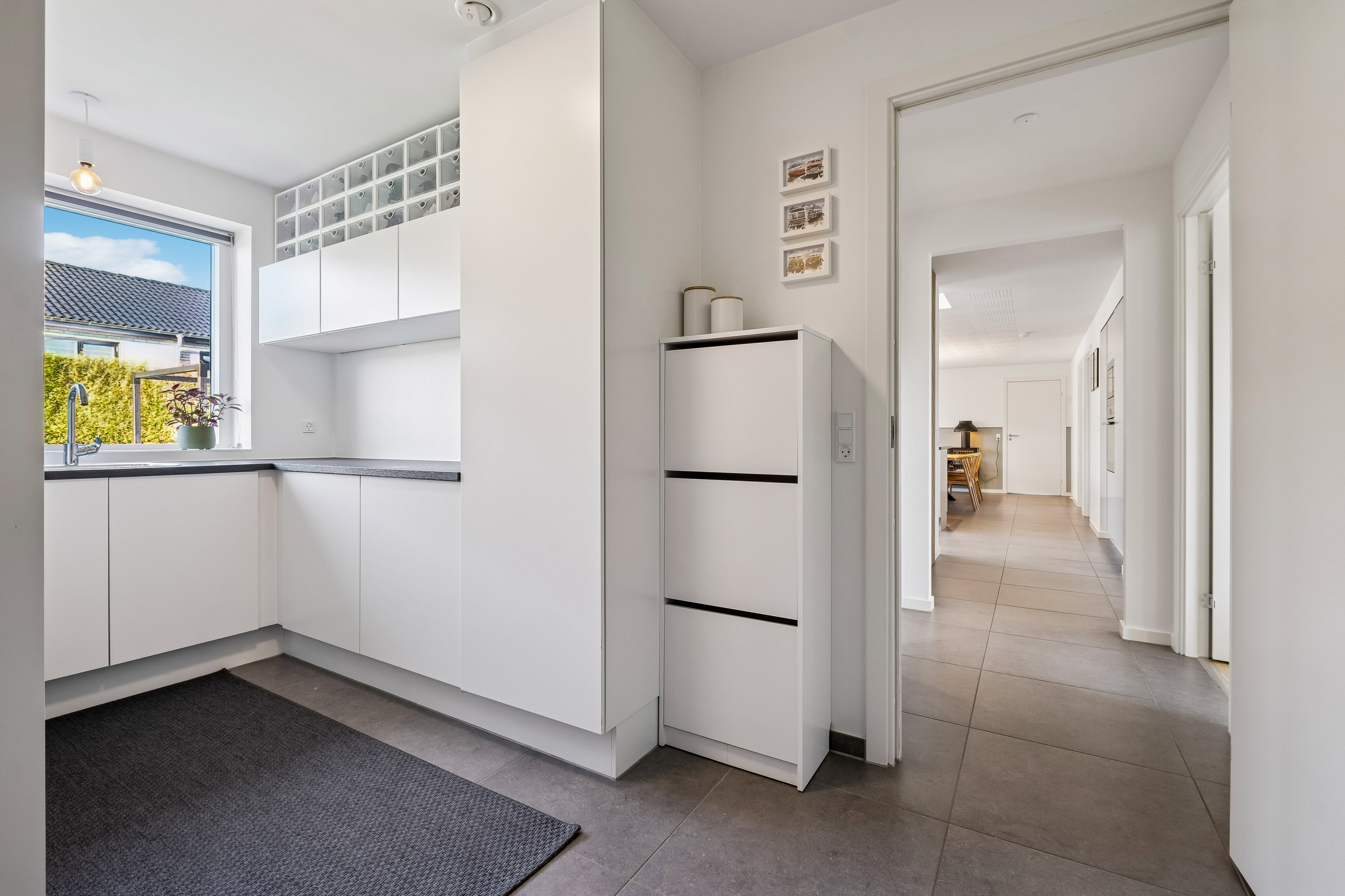 Fremhævet gang billede i fuldskærmstilstand. Billede af Druehylden 56, Østerhåb, 8700 Horsens