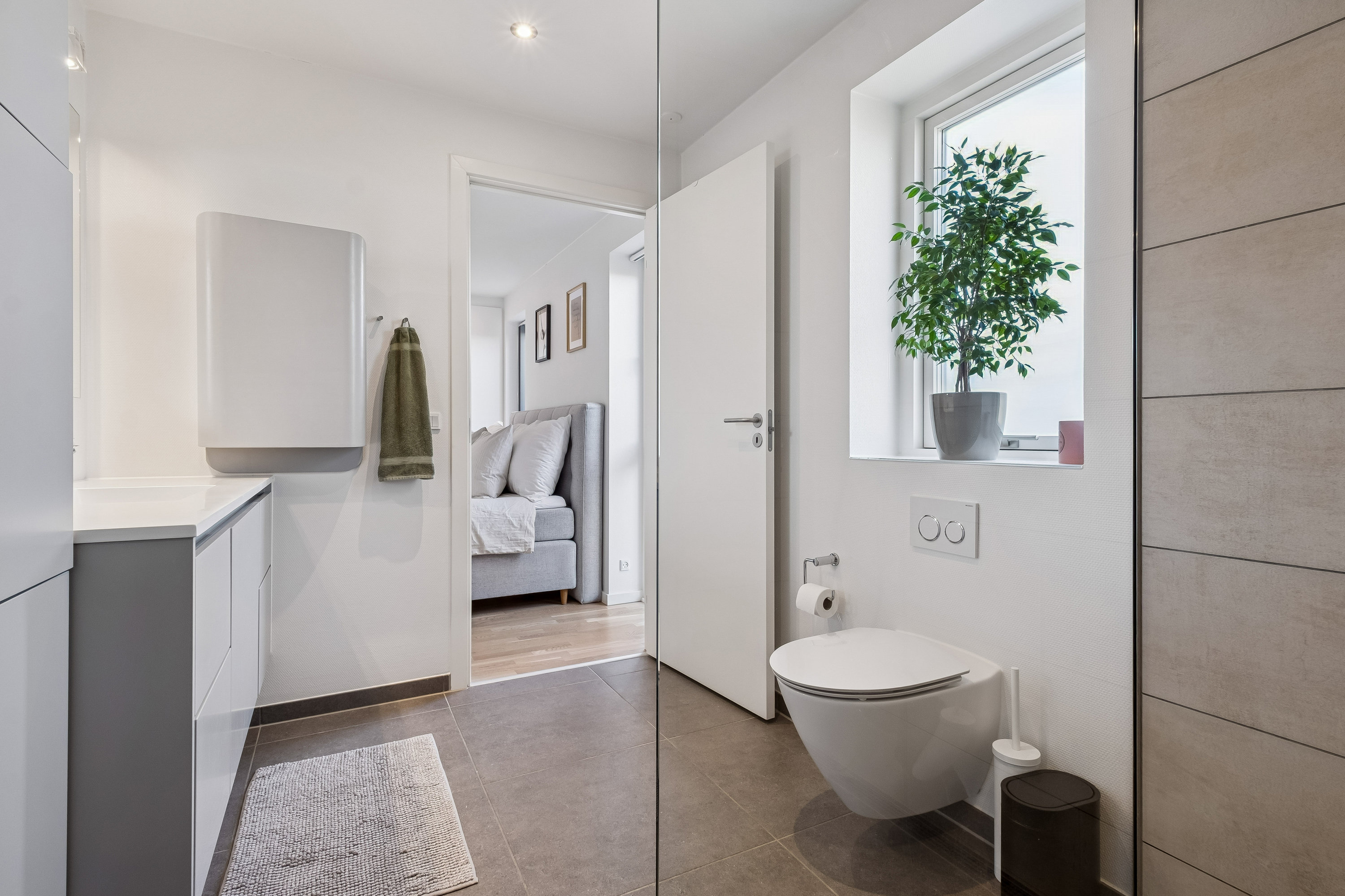 Fremhævet badeværelse billede i fuldskærmstilstand. Billede af Druehylden 56, Østerhåb, 8700 Horsens