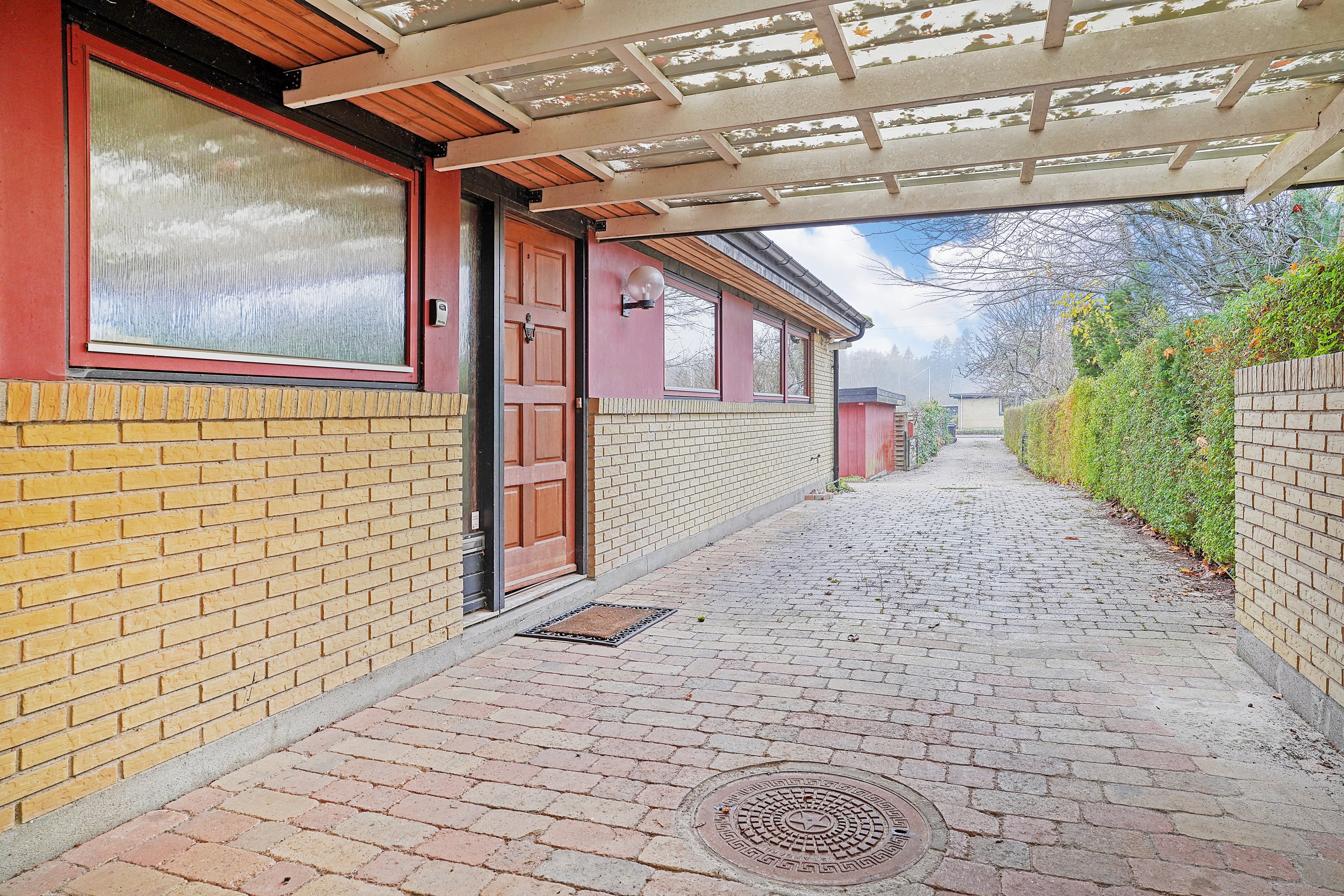 Fremhævet carport billede i fuldskærmstilstand. Billede af Baunevænget 21, Nødebo, 3480 Fredensborg