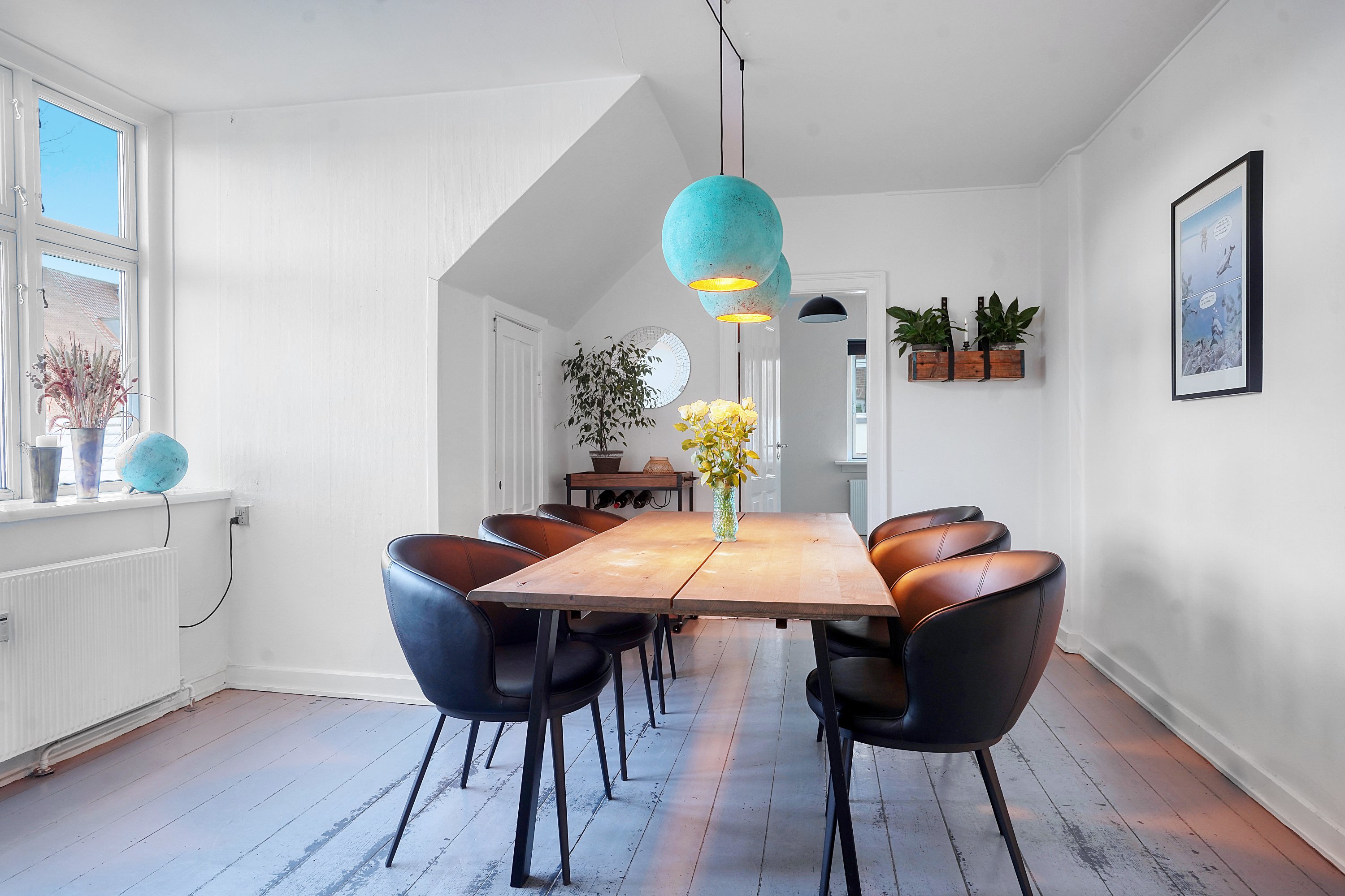 Miniaturebillede 1: spisestue. Billede af Langesvej 15, 1., 3400 Hillerød