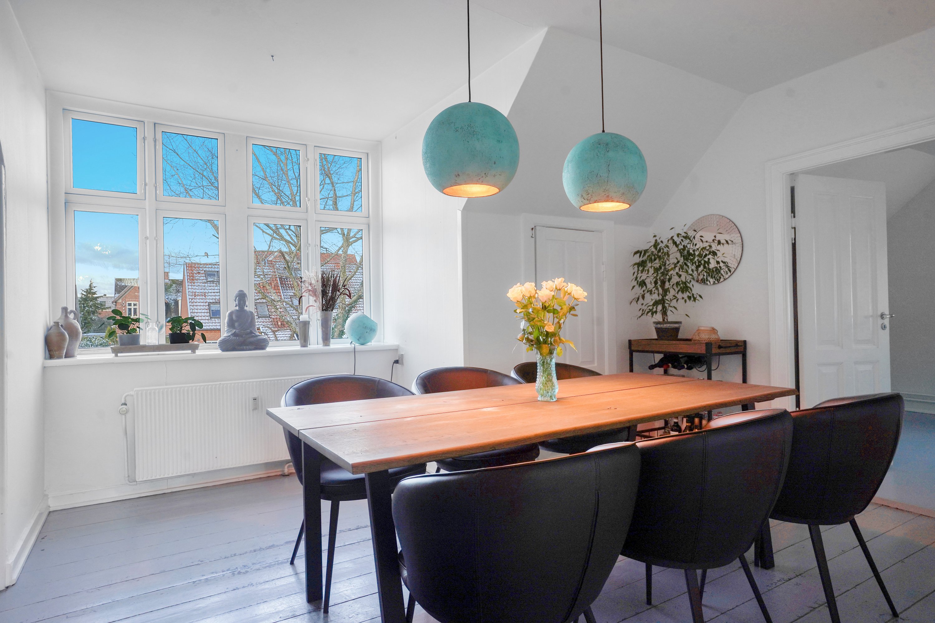 Miniaturebillede 2: spisestue. Billede af Langesvej 15, 1., 3400 Hillerød