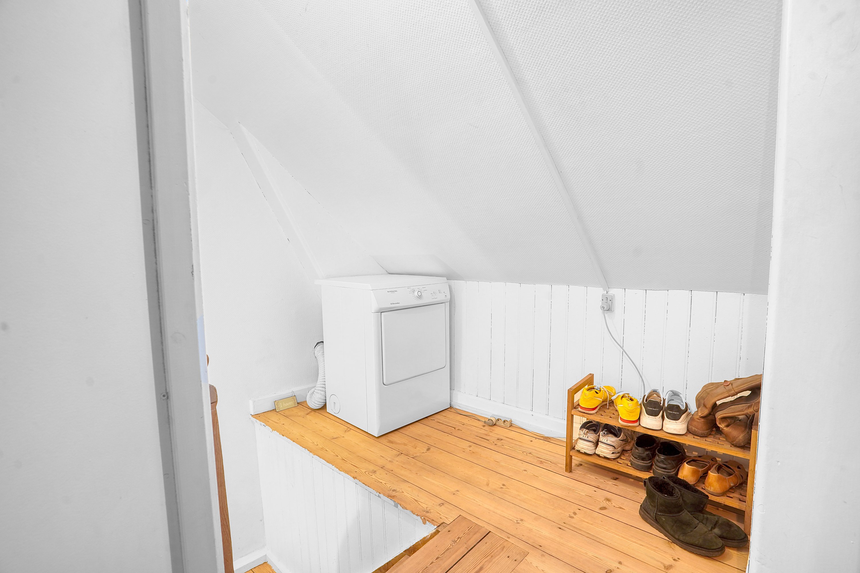 Fremhævet bryggers billede i fuldskærmstilstand. Billede af Langesvej 15, 1., 3400 Hillerød