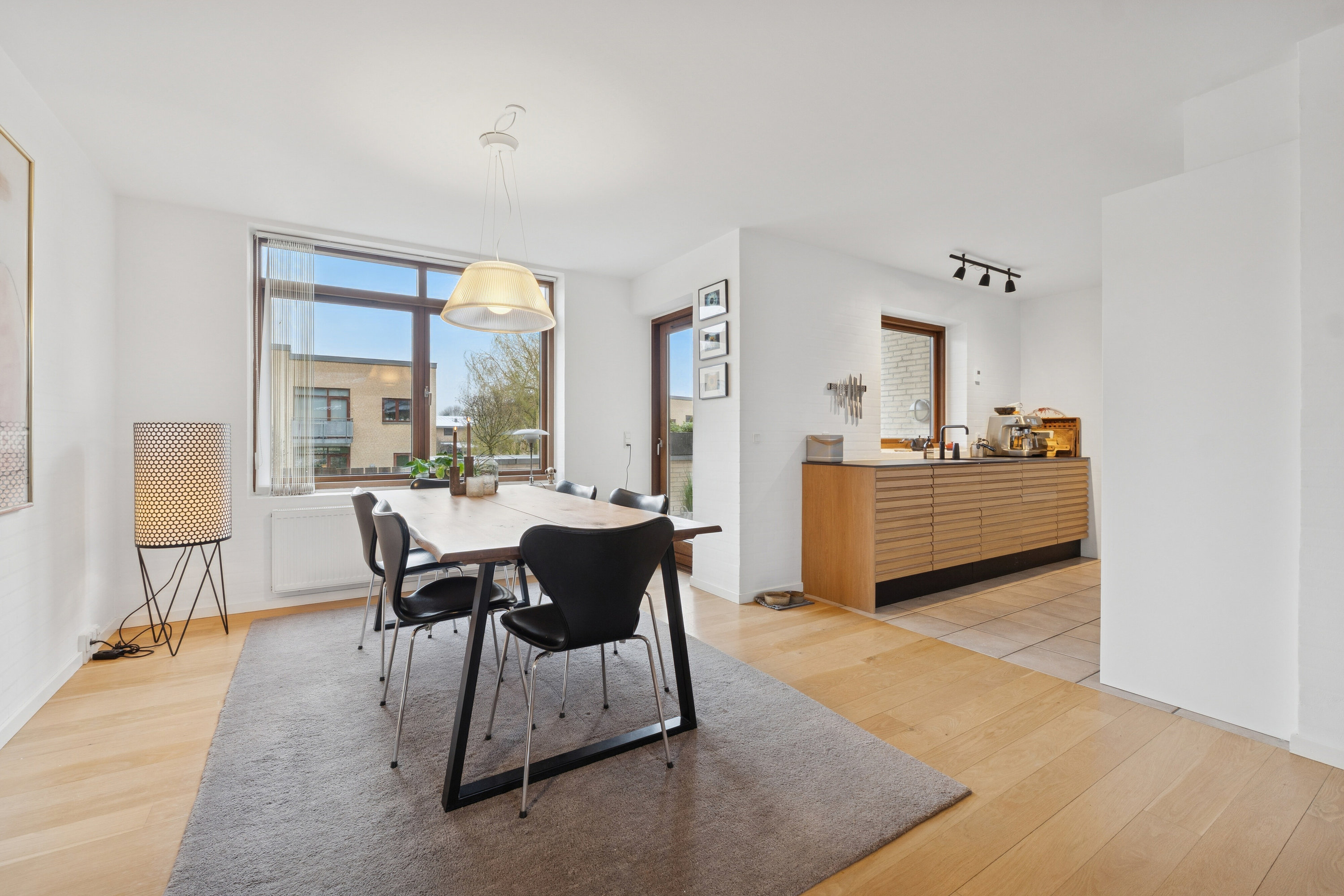 Miniaturebillede 2: spisestue. Billede af Ørbækgårds Alle 404, 2970 Hørsholm