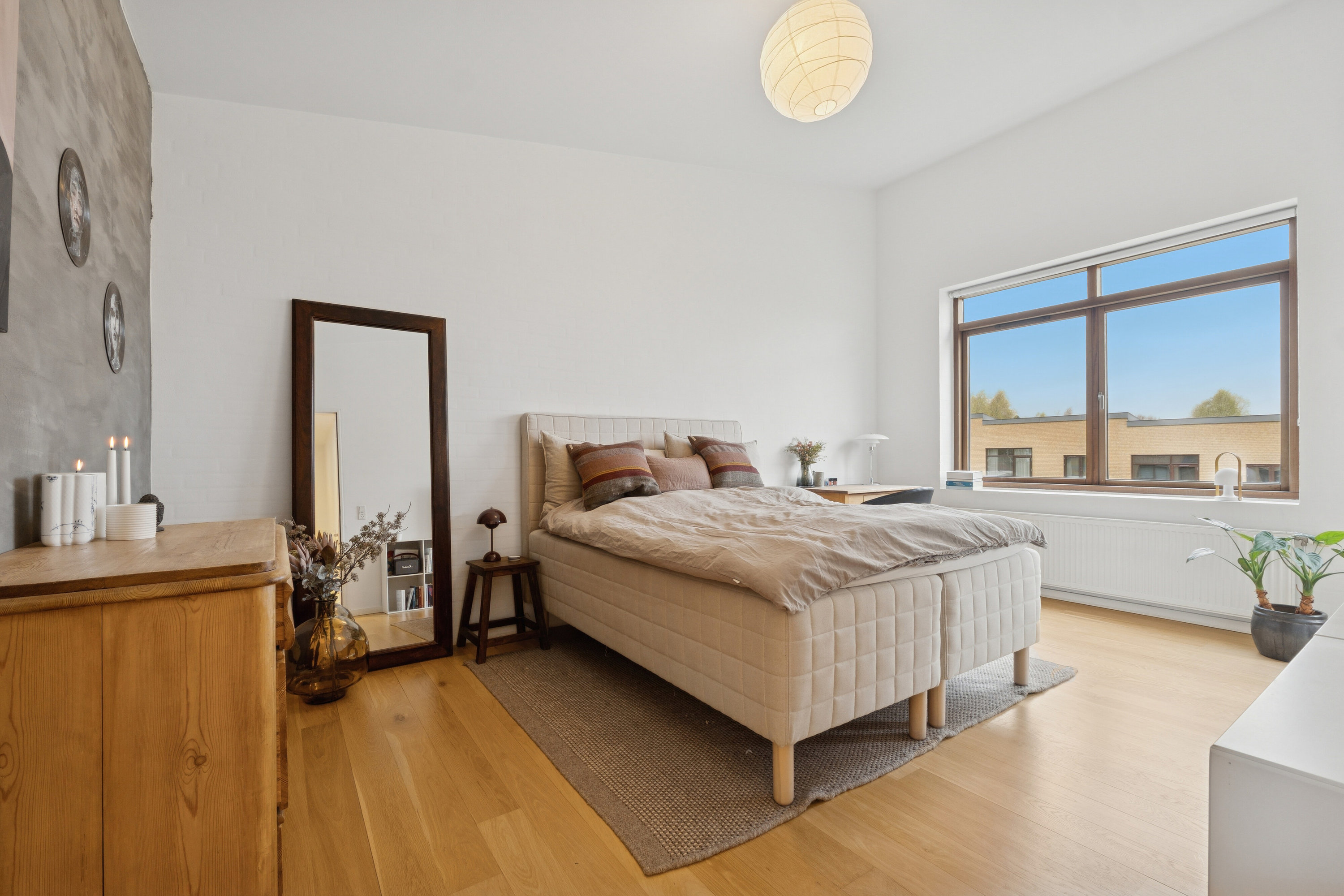 Fremhævet soveværelse billede i fuldskærmstilstand. Billede af Ørbækgårds Alle 404, 2970 Hørsholm