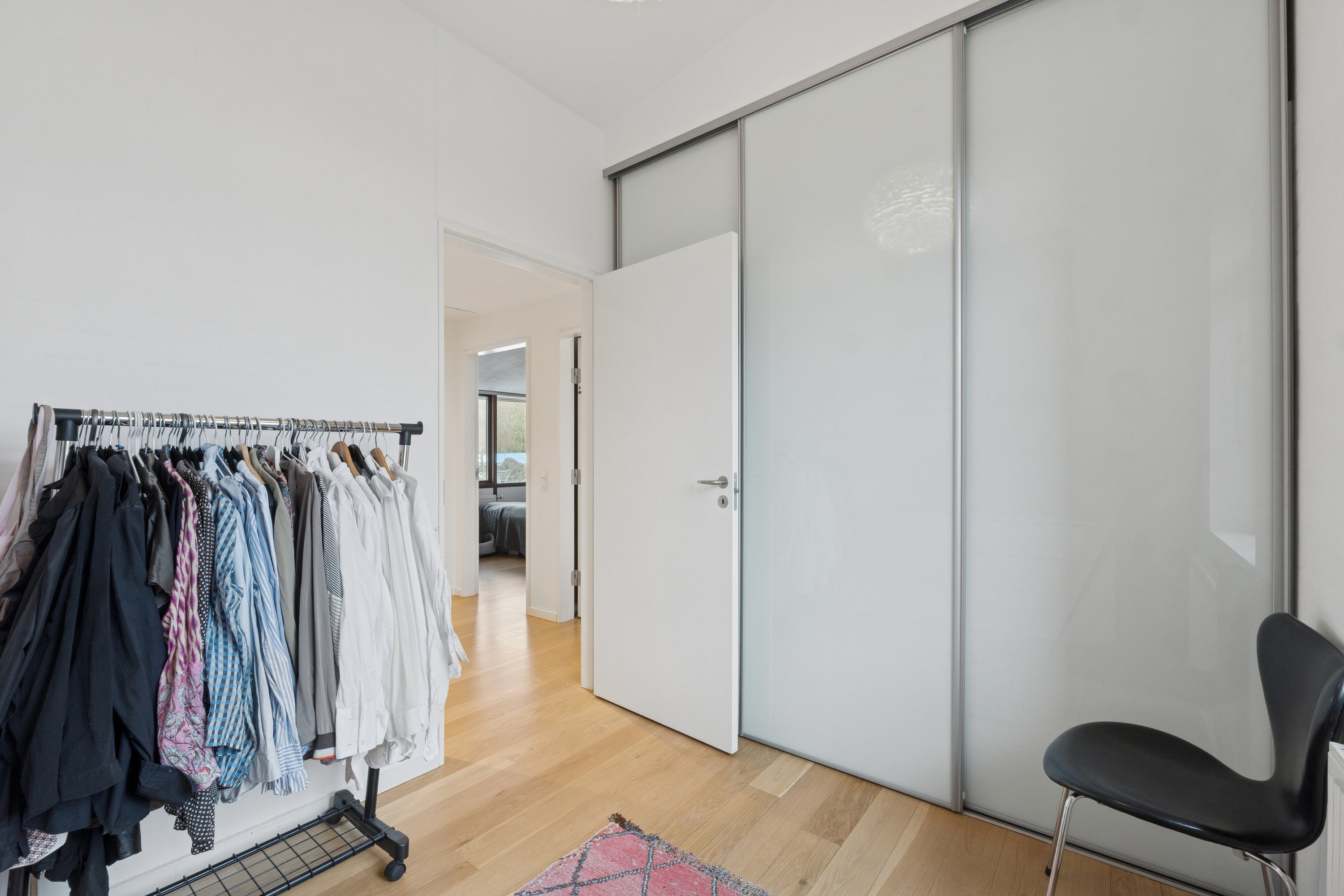 Fremhævet soveværelse billede i fuldskærmstilstand. Billede af Ørbækgårds Alle 404, 2970 Hørsholm