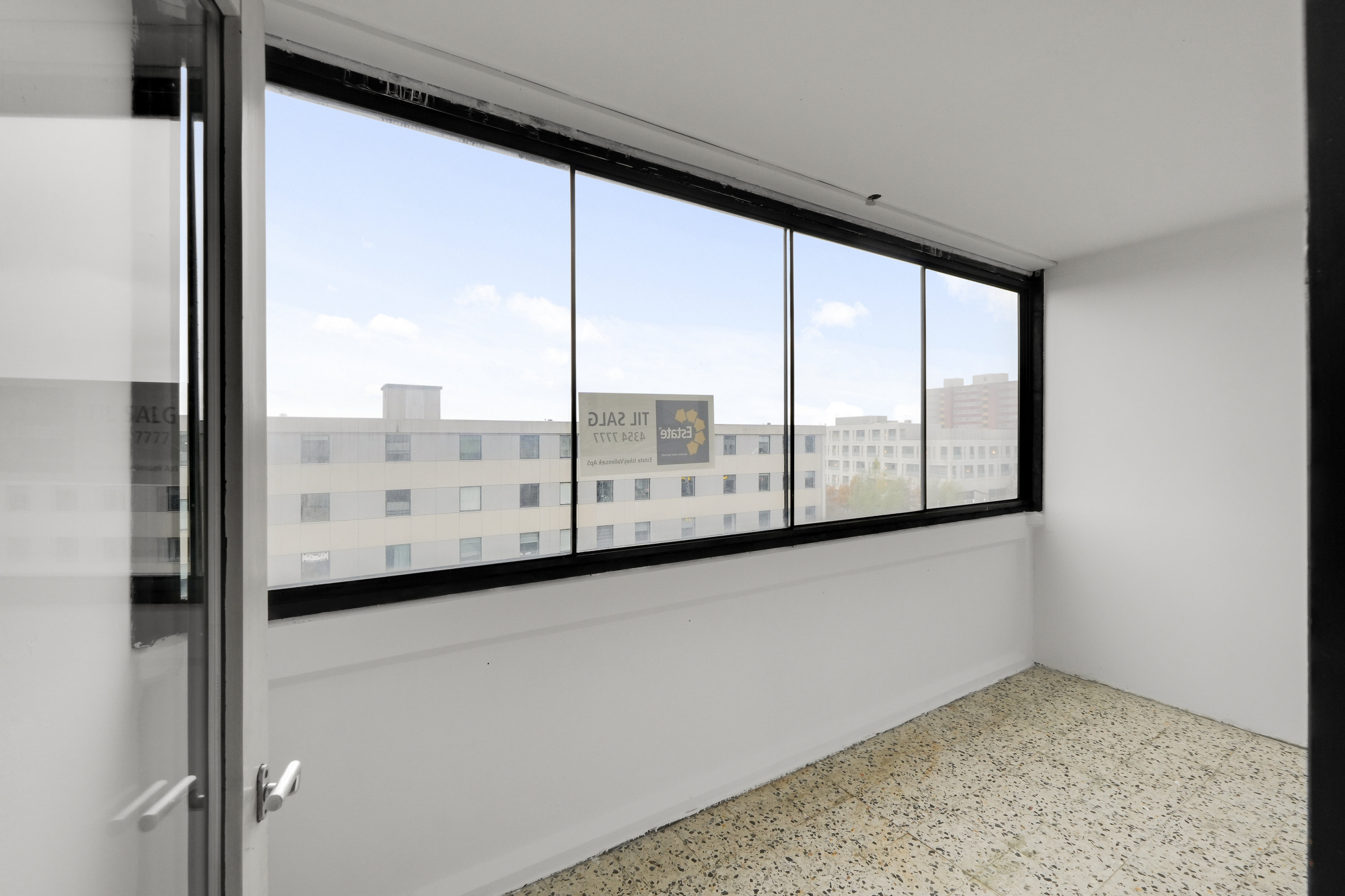 Fremhævet andet billede i fuldskærmstilstand. Billede af Vejlebrovej 76, 4. 1., 2635 Ishøj