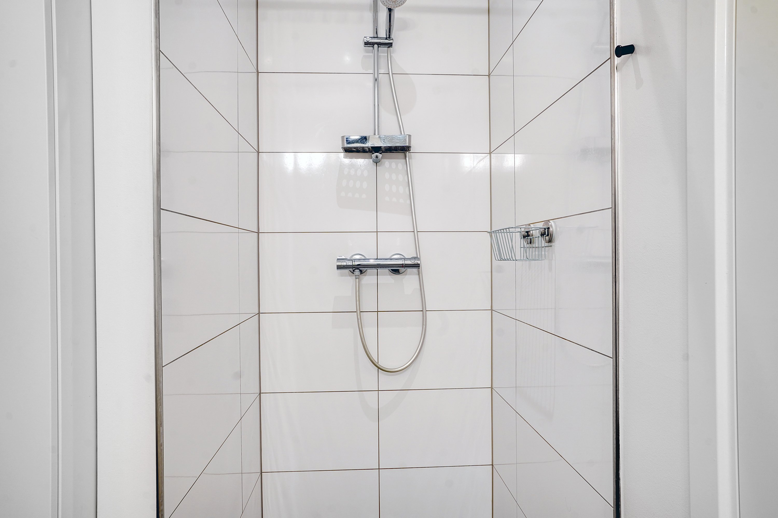 Fremhævet badeværelse billede i fuldskærmstilstand. Billede af Cirkelbuen 91, 3400 Hillerød