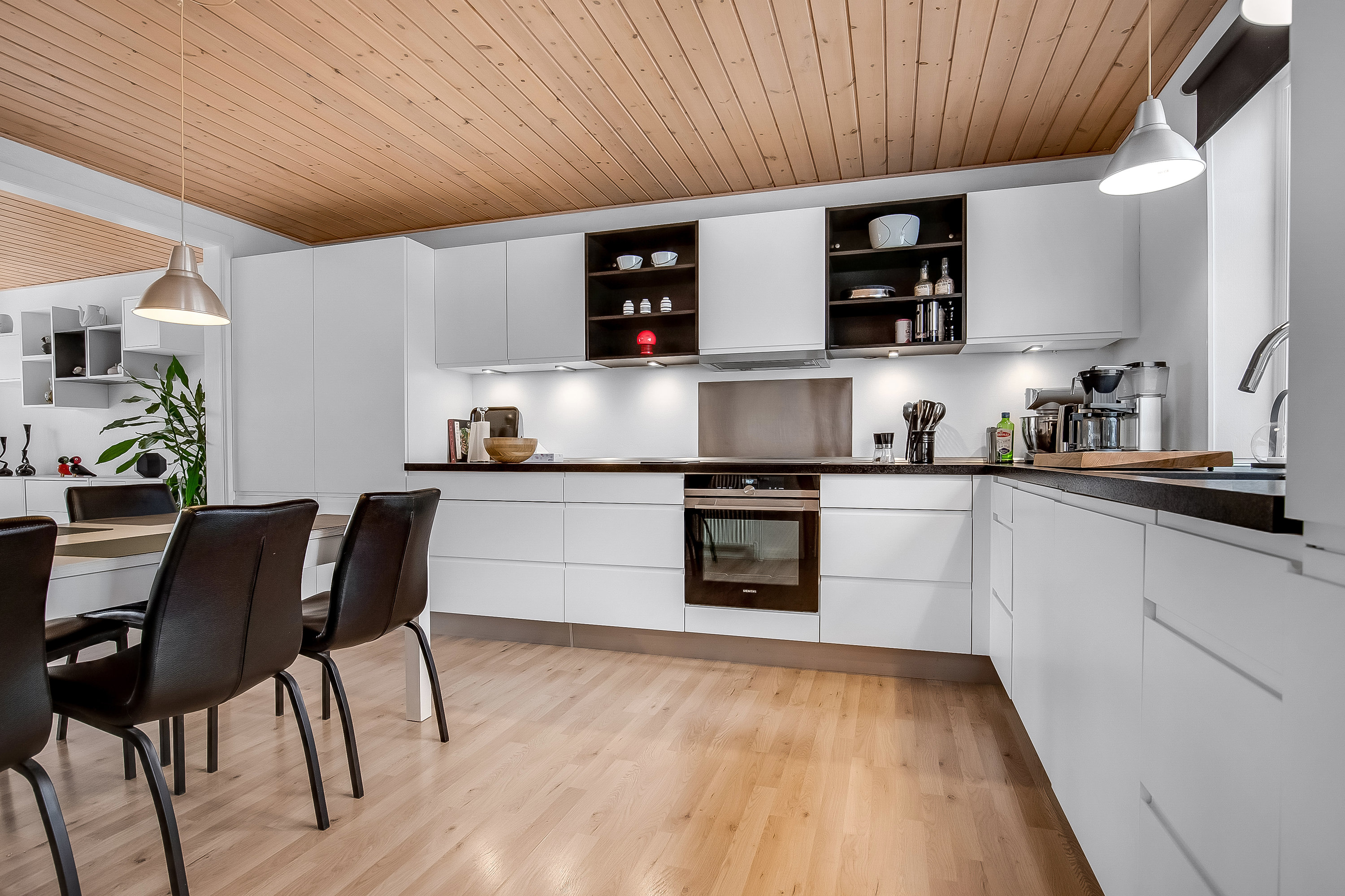 Fremhævet køkken billede i fuldskærmstilstand. Billede af Tværvej 1, Erritsø, 7000 Fredericia